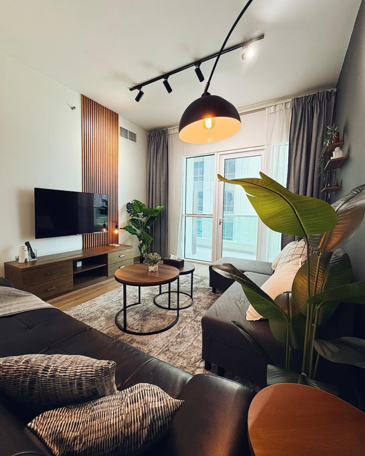 One-Bedroom Apartment photo 1