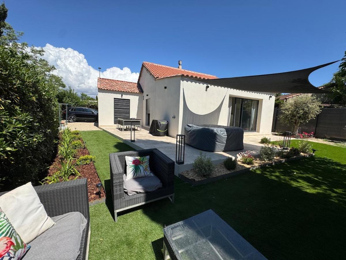 Villa photo 1