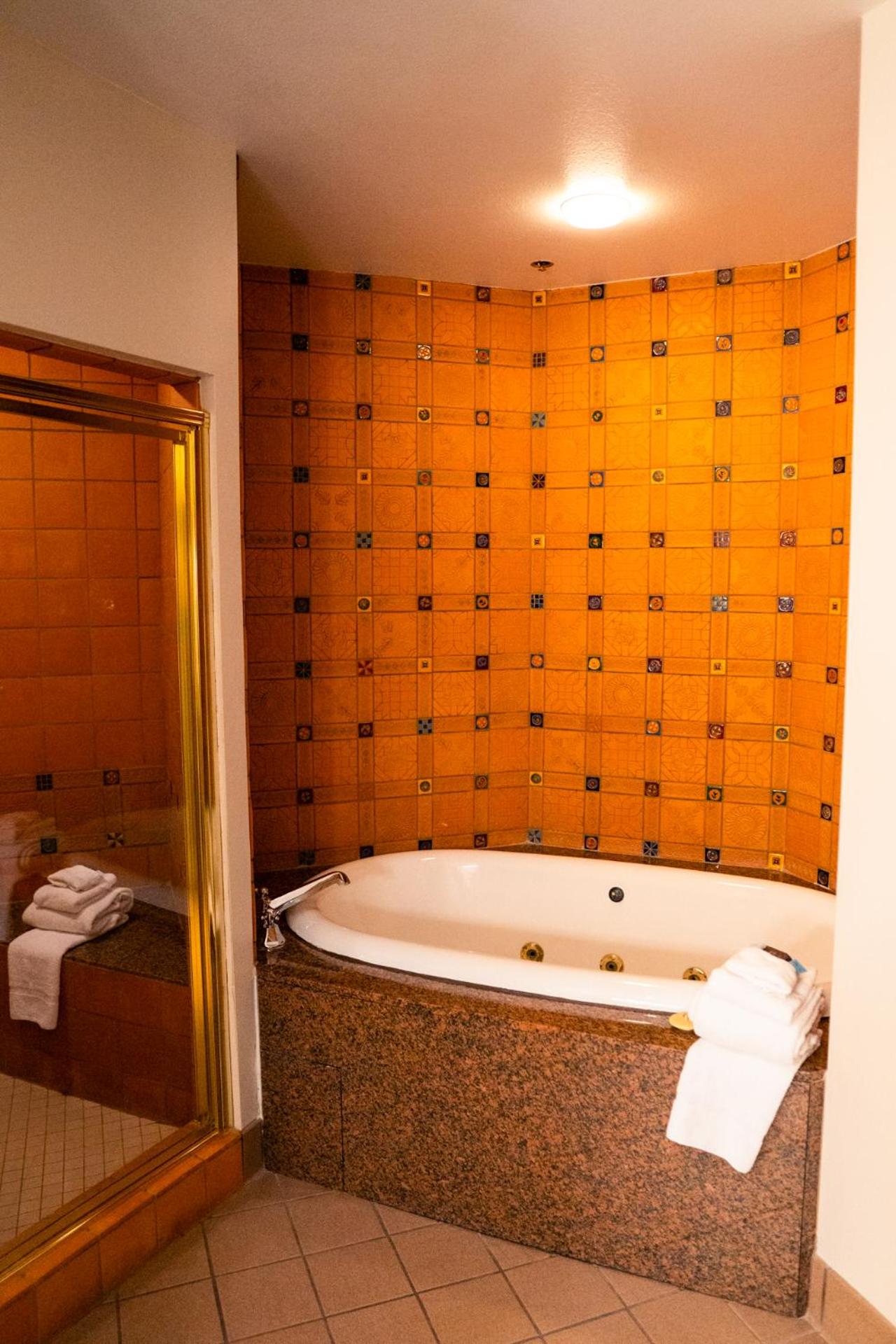 Arizona Suite - Photo 2