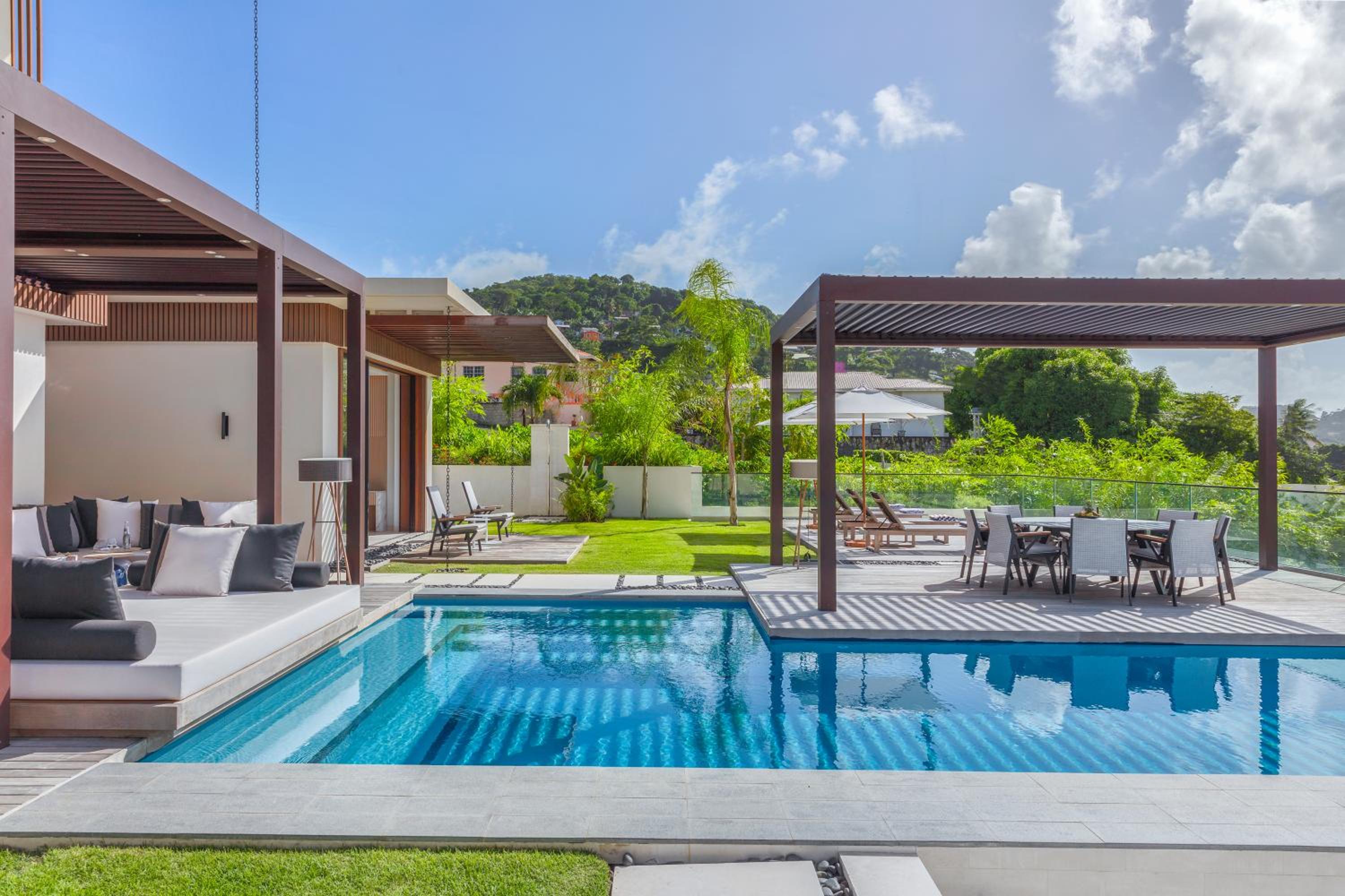 Three-Bedroom Ocean View Pool Villa  photo 3