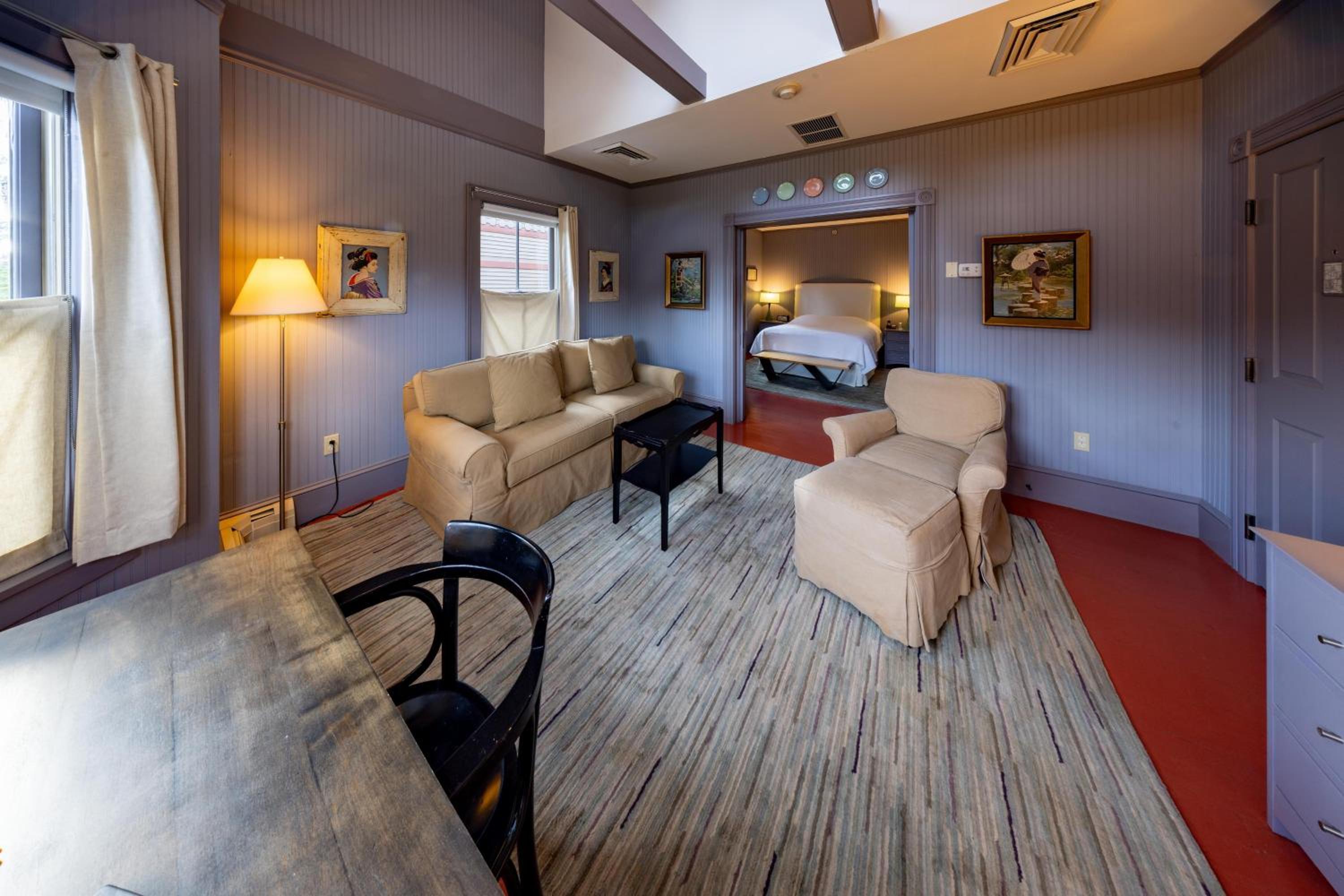 One-Bedroom Suite photo 2