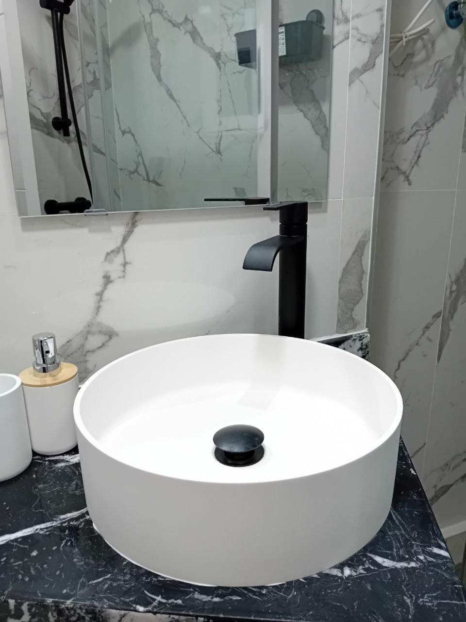 Triple Room with Private Bathroom photo 3