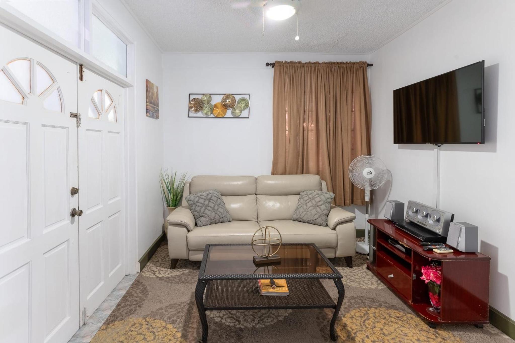 One-Bedroom Villa photo 2
