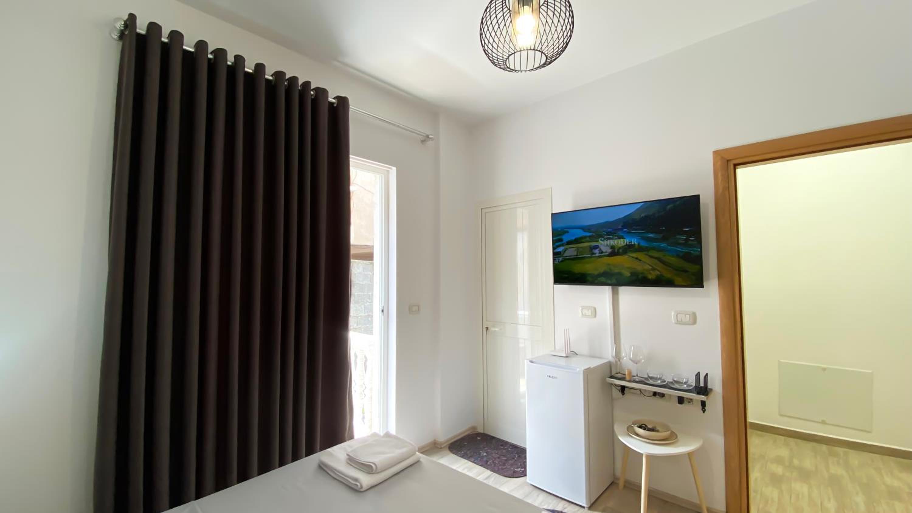 Studio Apartment with Balcony