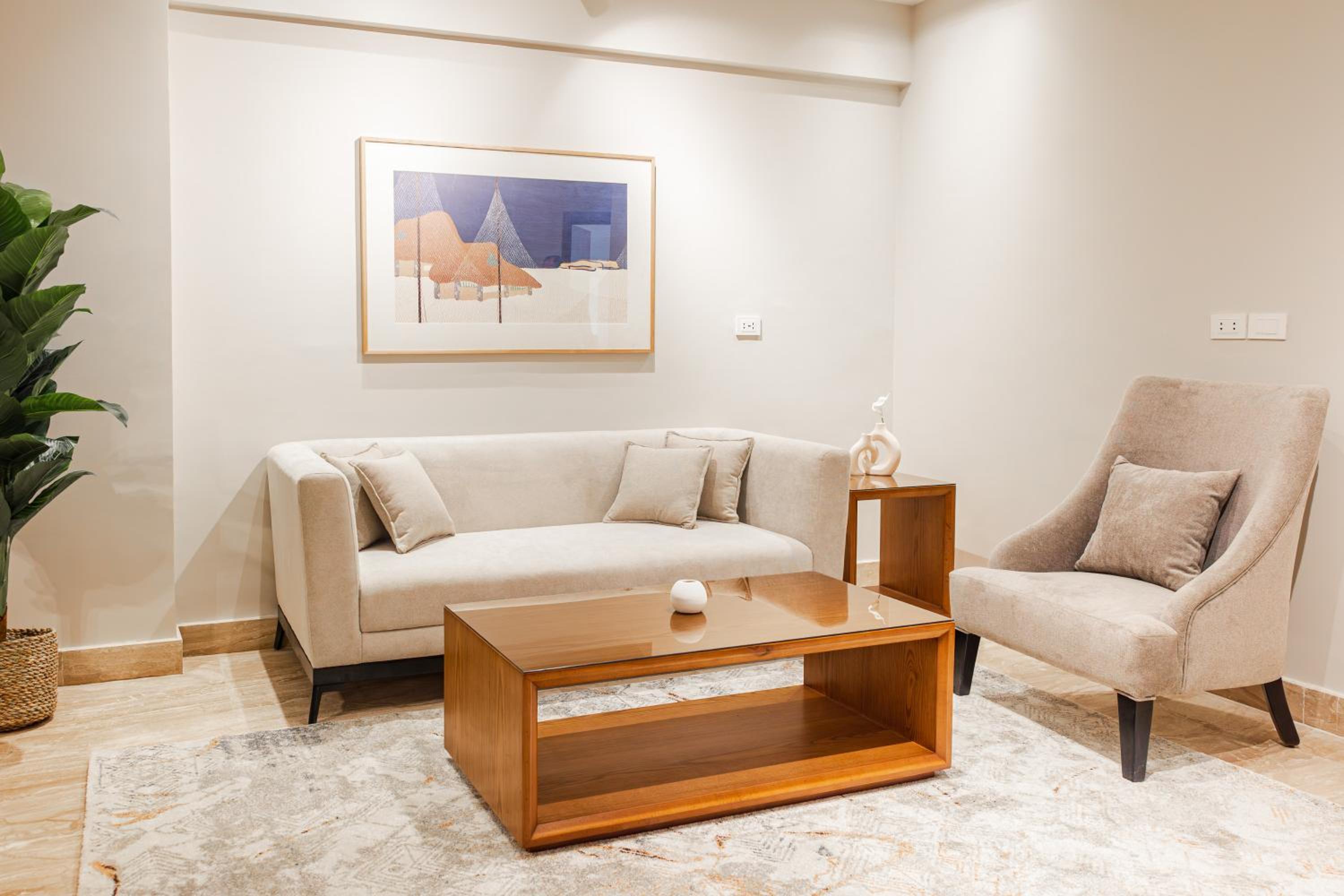 Three-Bedroom Deluxe Apartment
