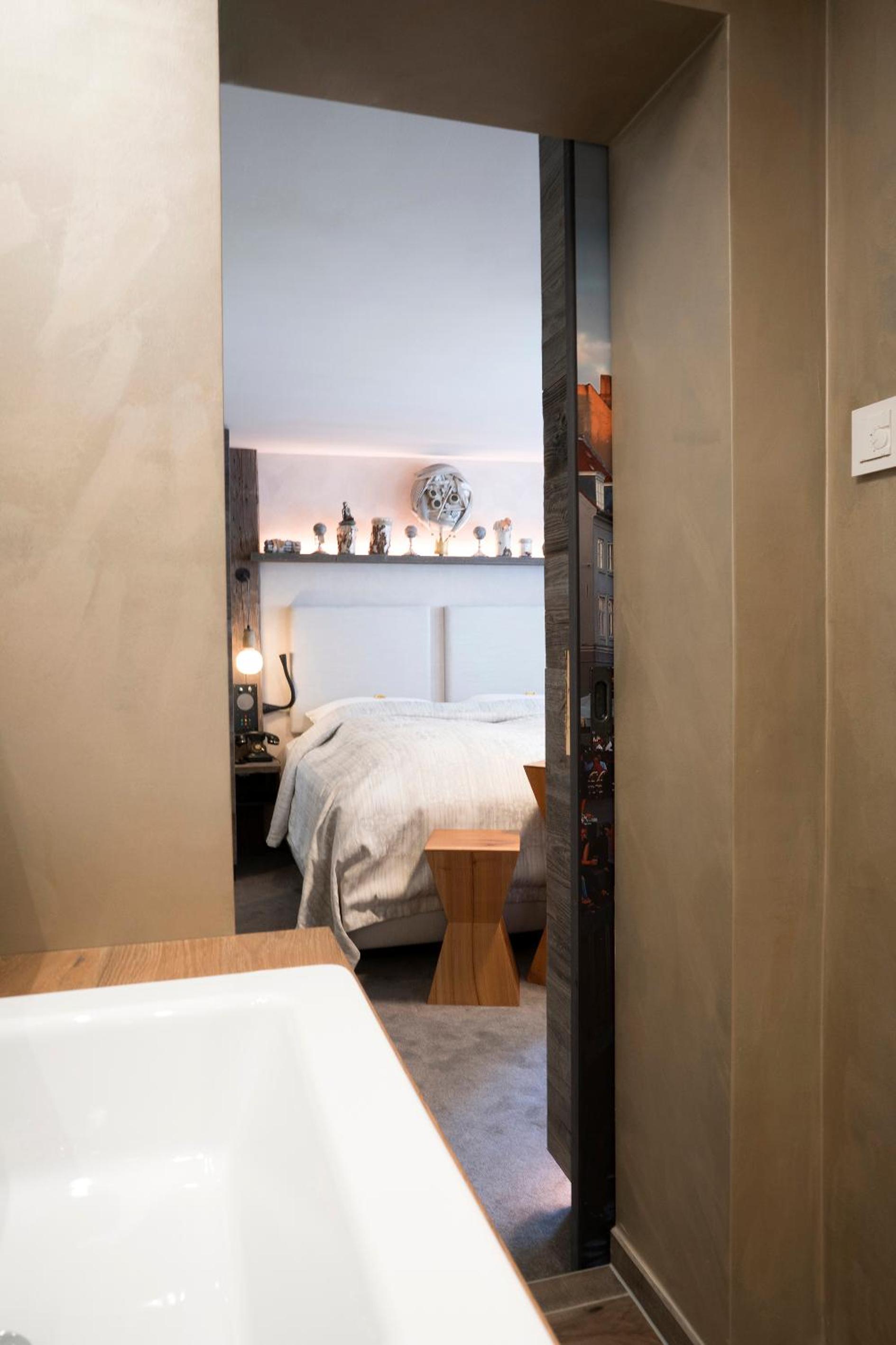 Standard Double Room - Photo 5