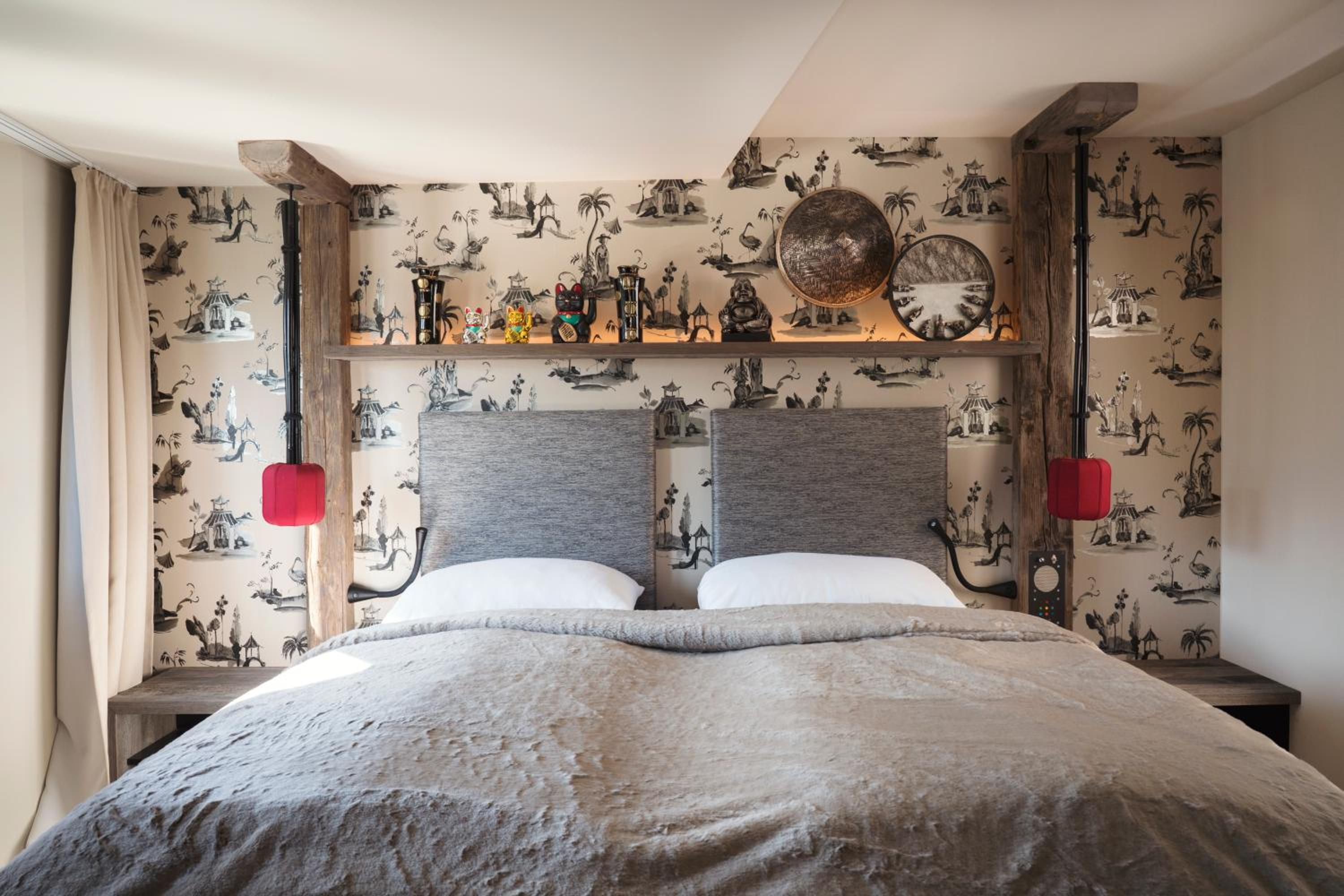Deluxe Double Room with River View - Photo 11