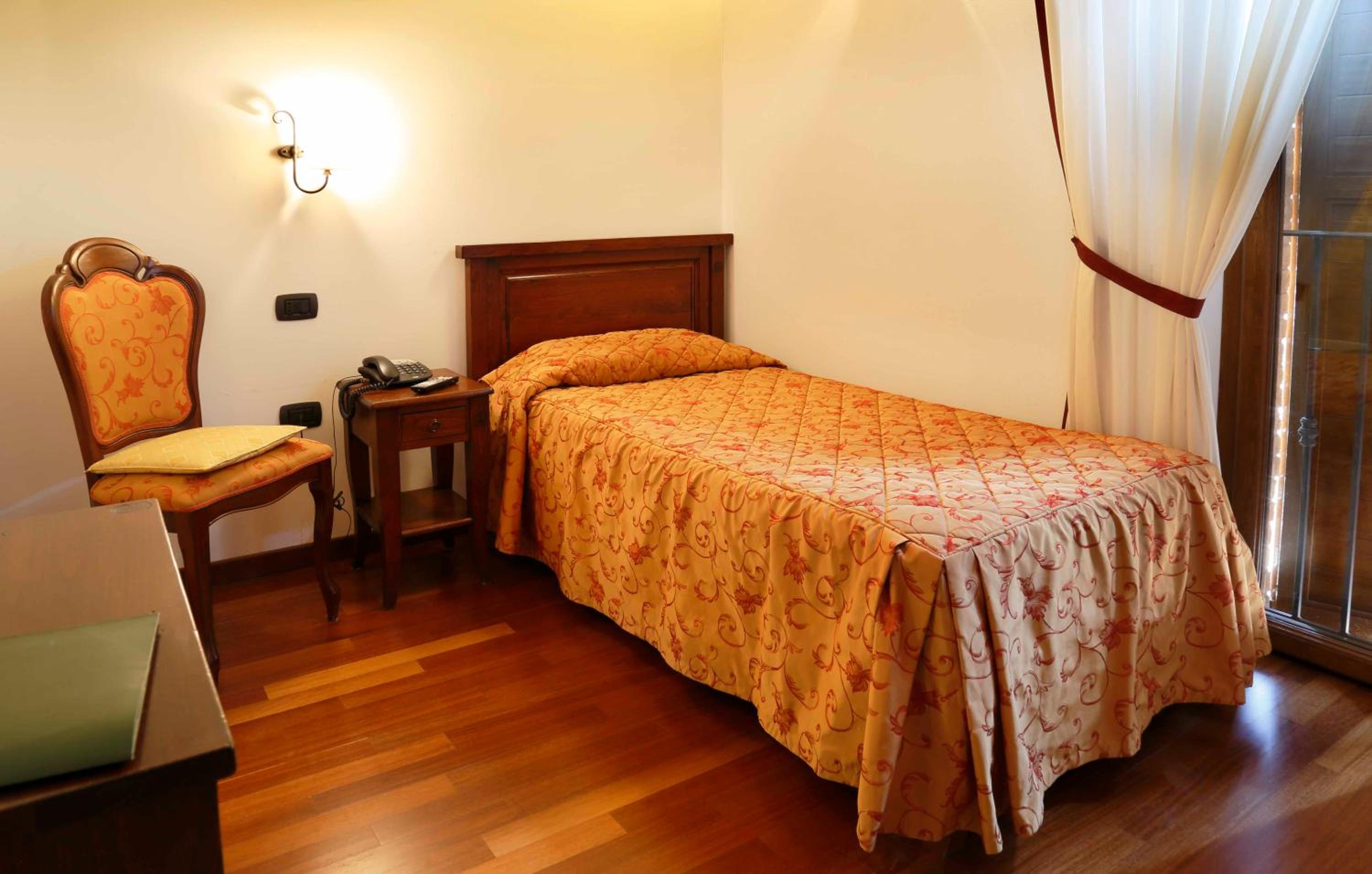 Single Room
