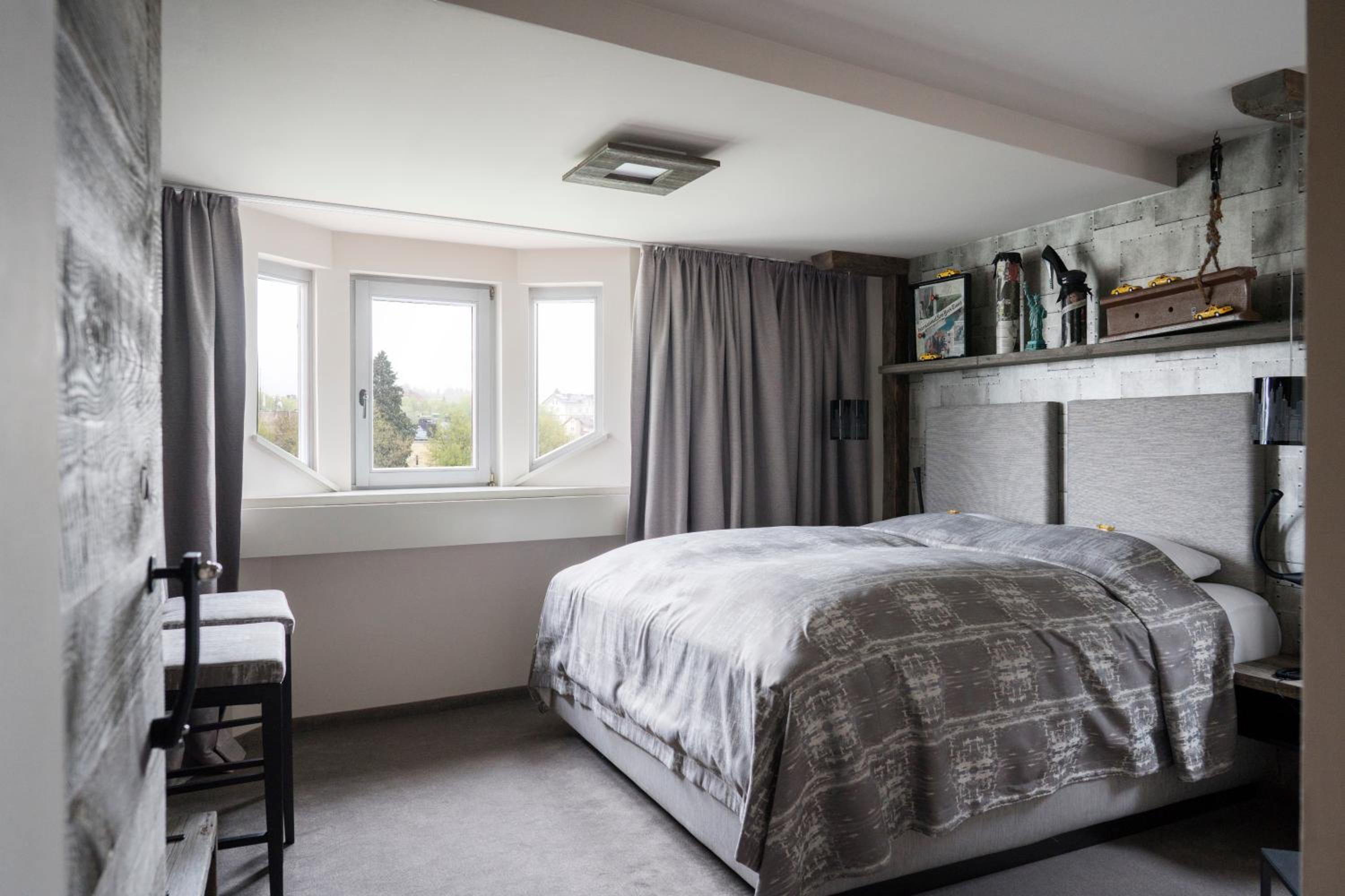Deluxe Double Room with River View - Photo 2