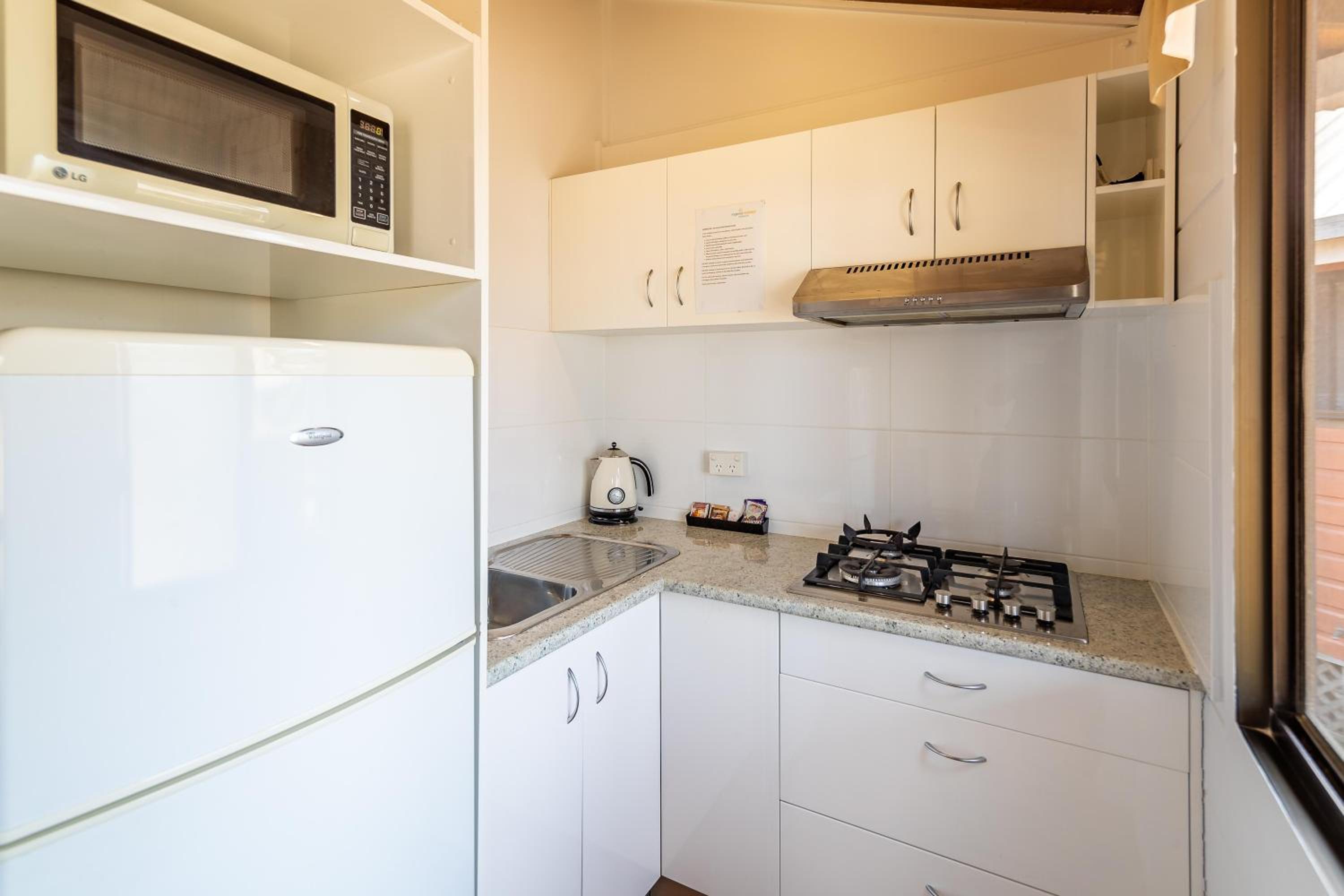 One Bedroom Cabin – Pet Friendly photo 3