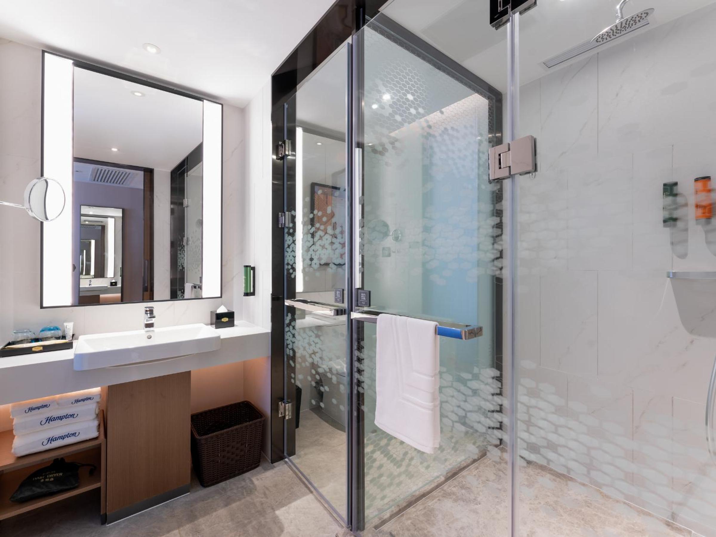 Deluxe Triple Room photo 1