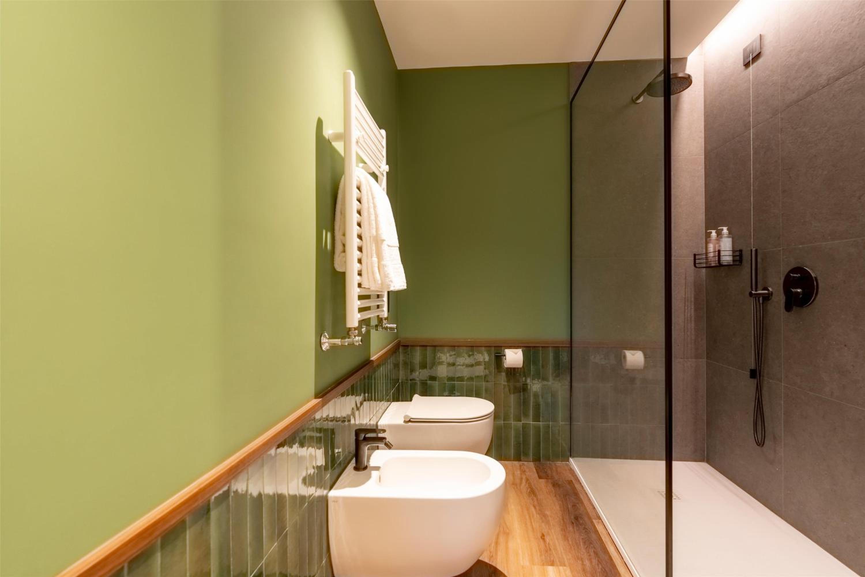Deluxe Twin Room with Balcony