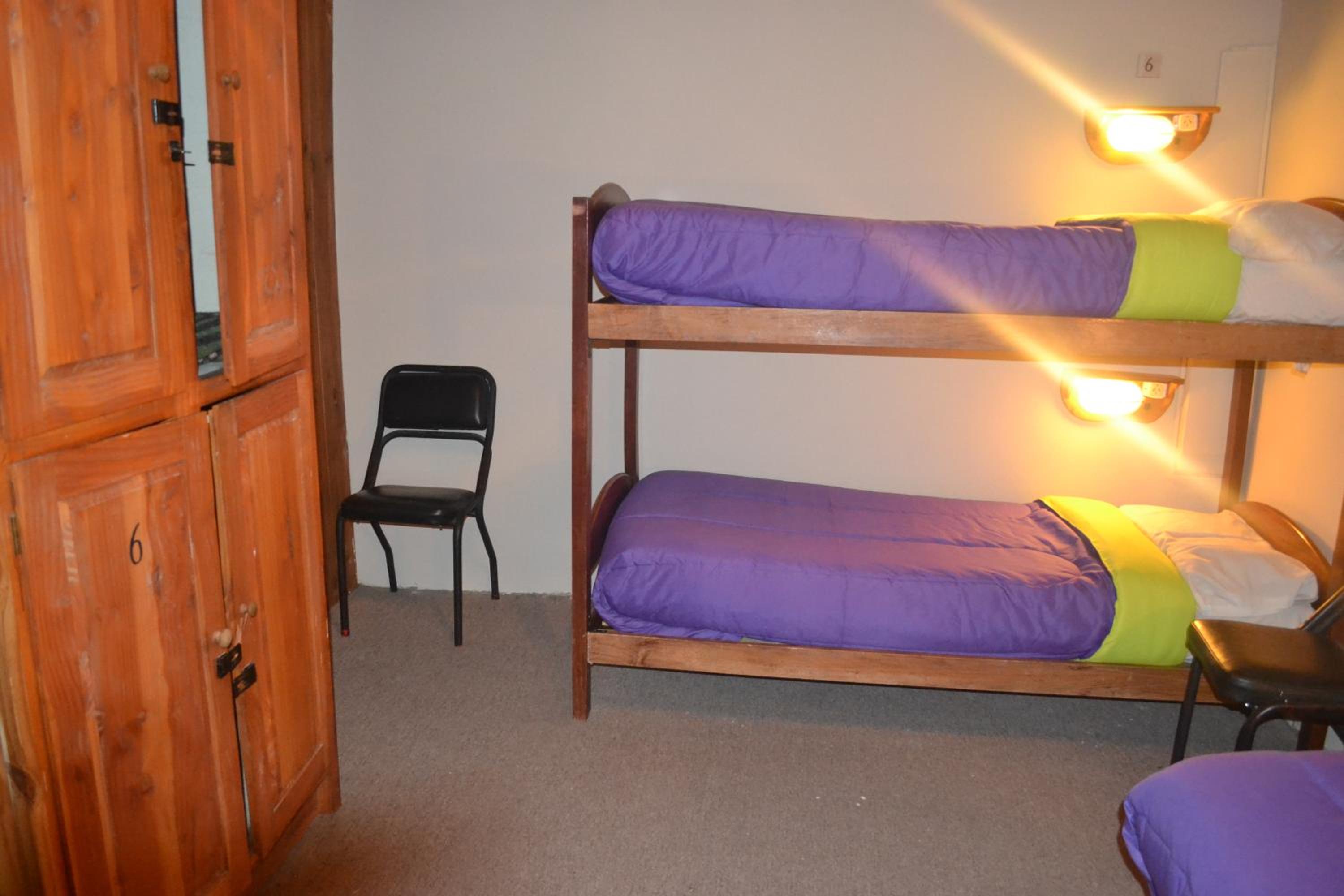 Bed in 4-Bed Mixed Dormitory Room photo 2