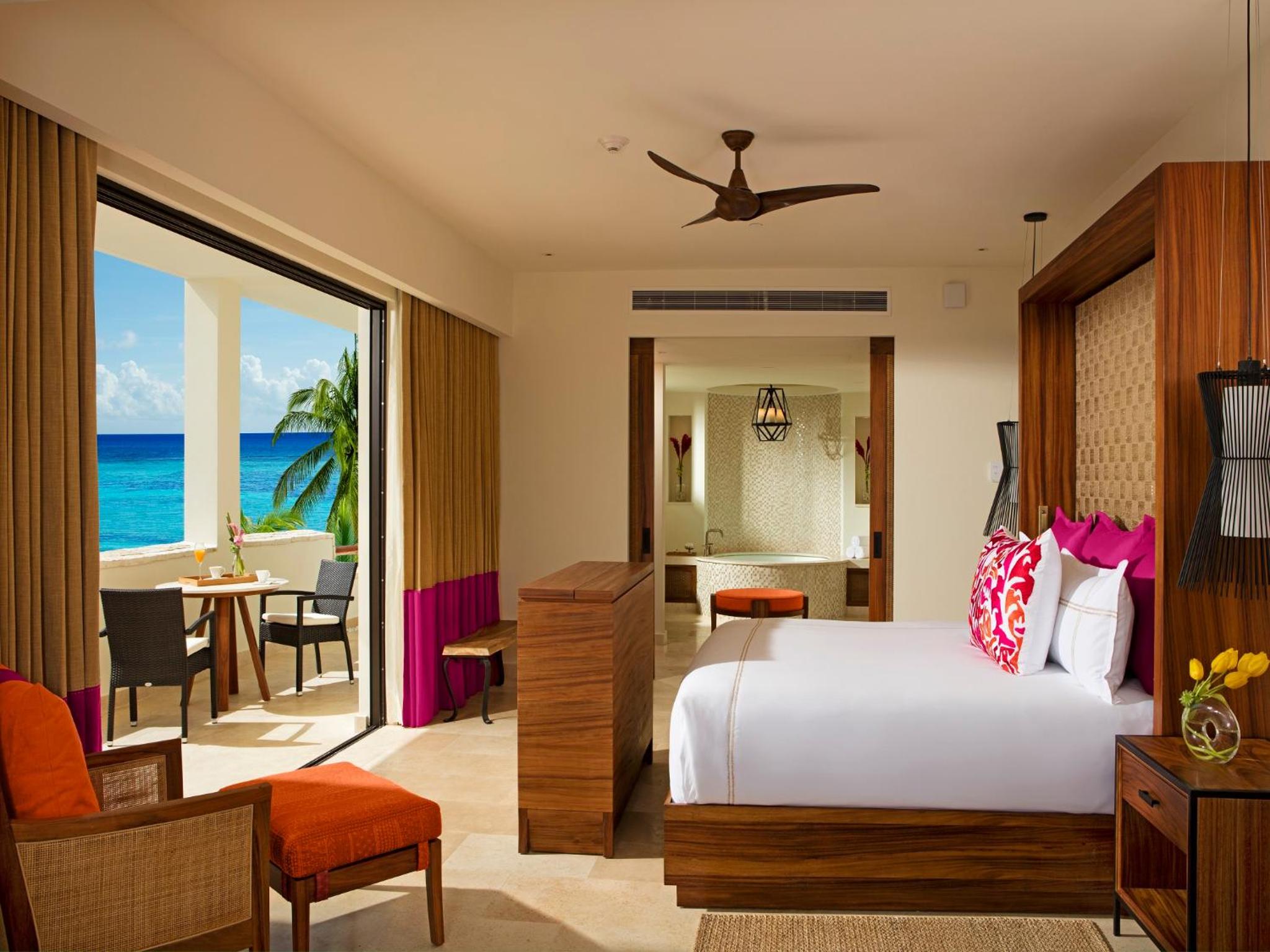 Romance Master Suite Ocean Front