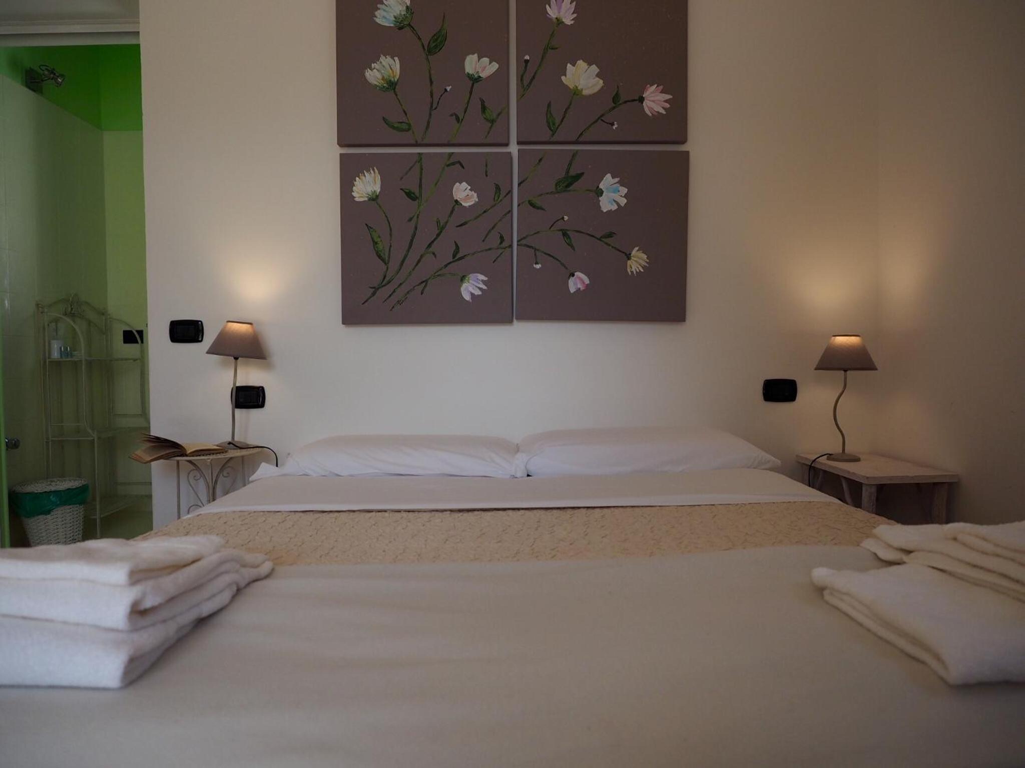 Double or Twin Room with Garden View photo 3