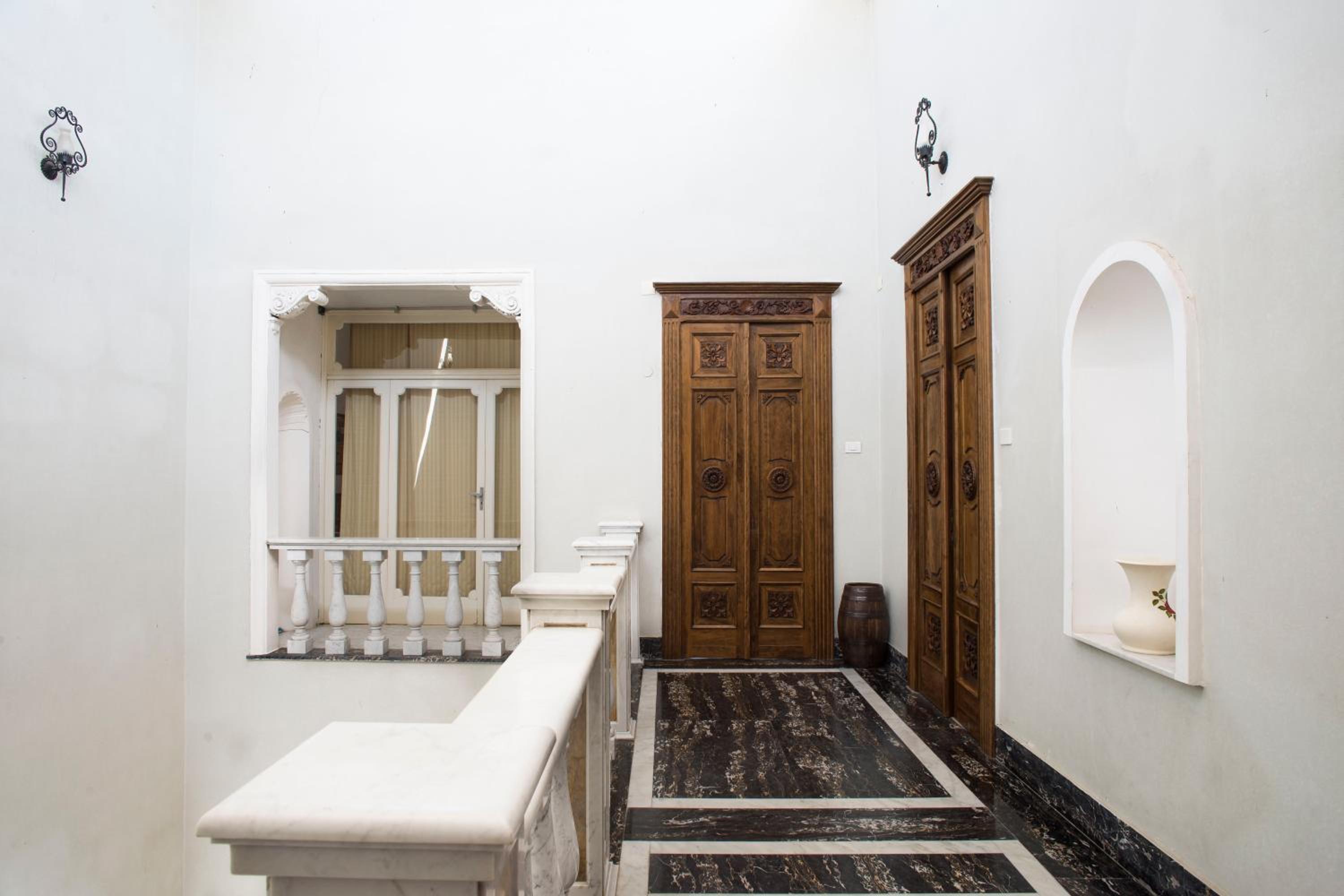 Triple Room with Private Bathroom - Photo 10