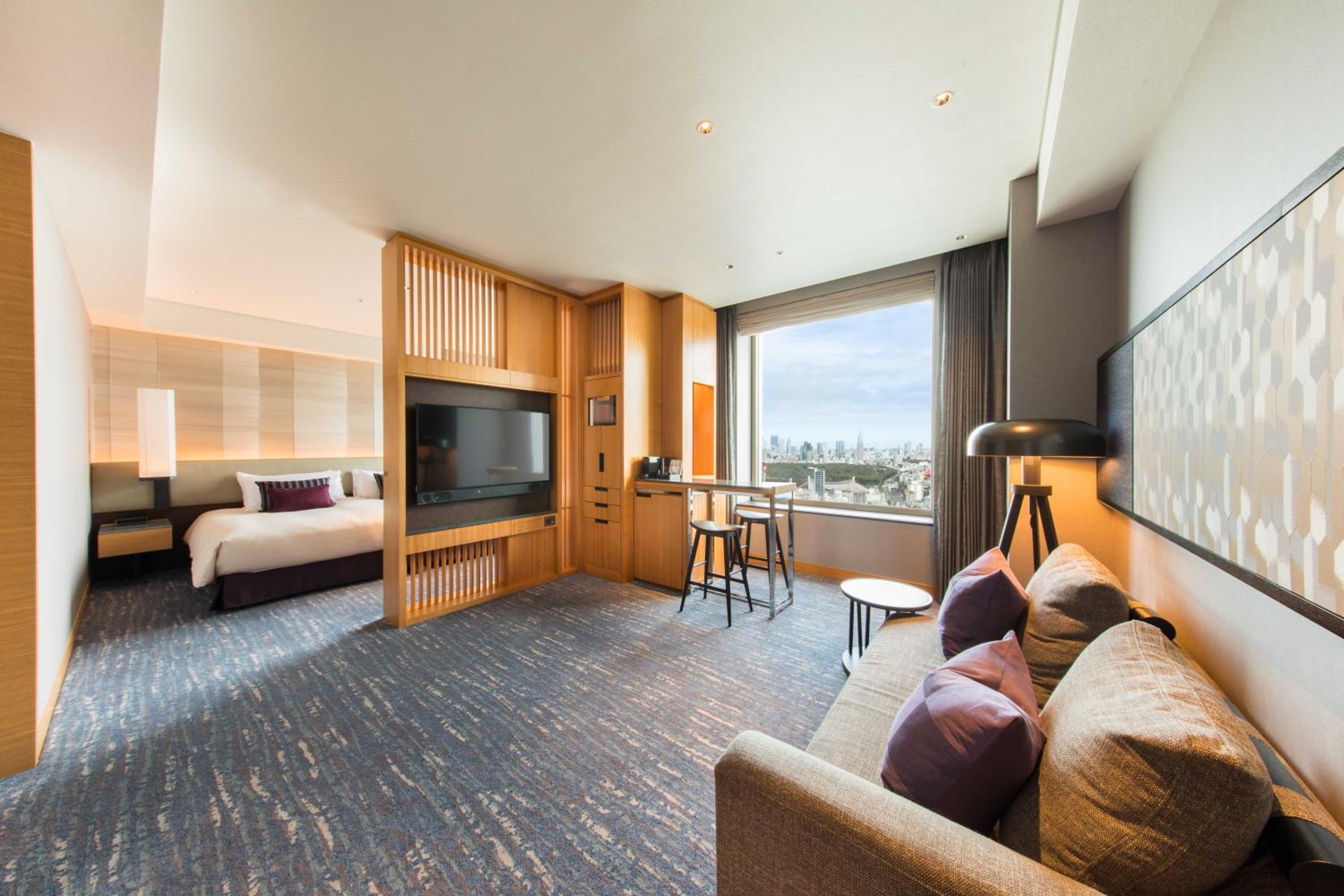 Junior Suite - Non-Smoking