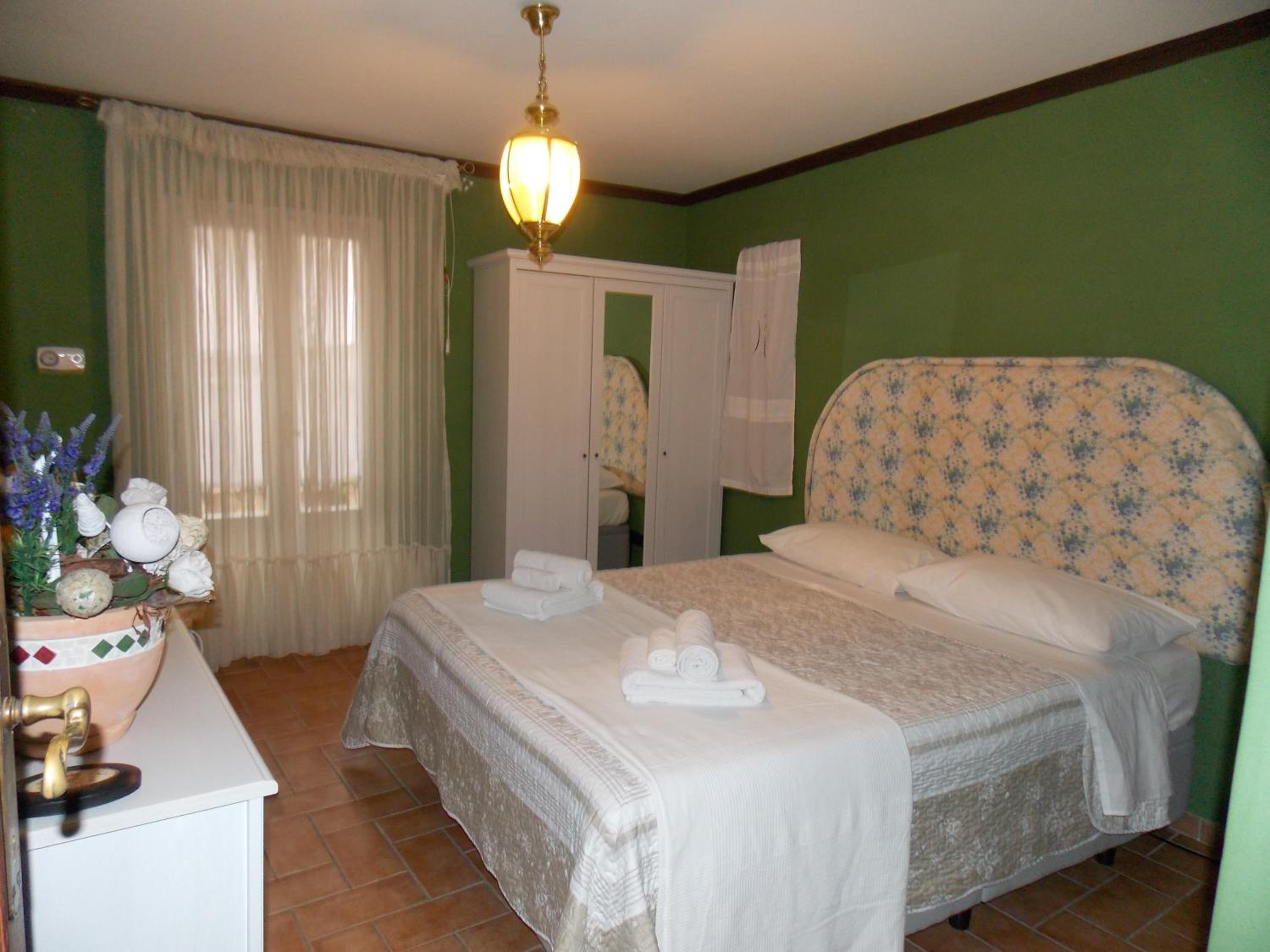 Apartment - Photo 2