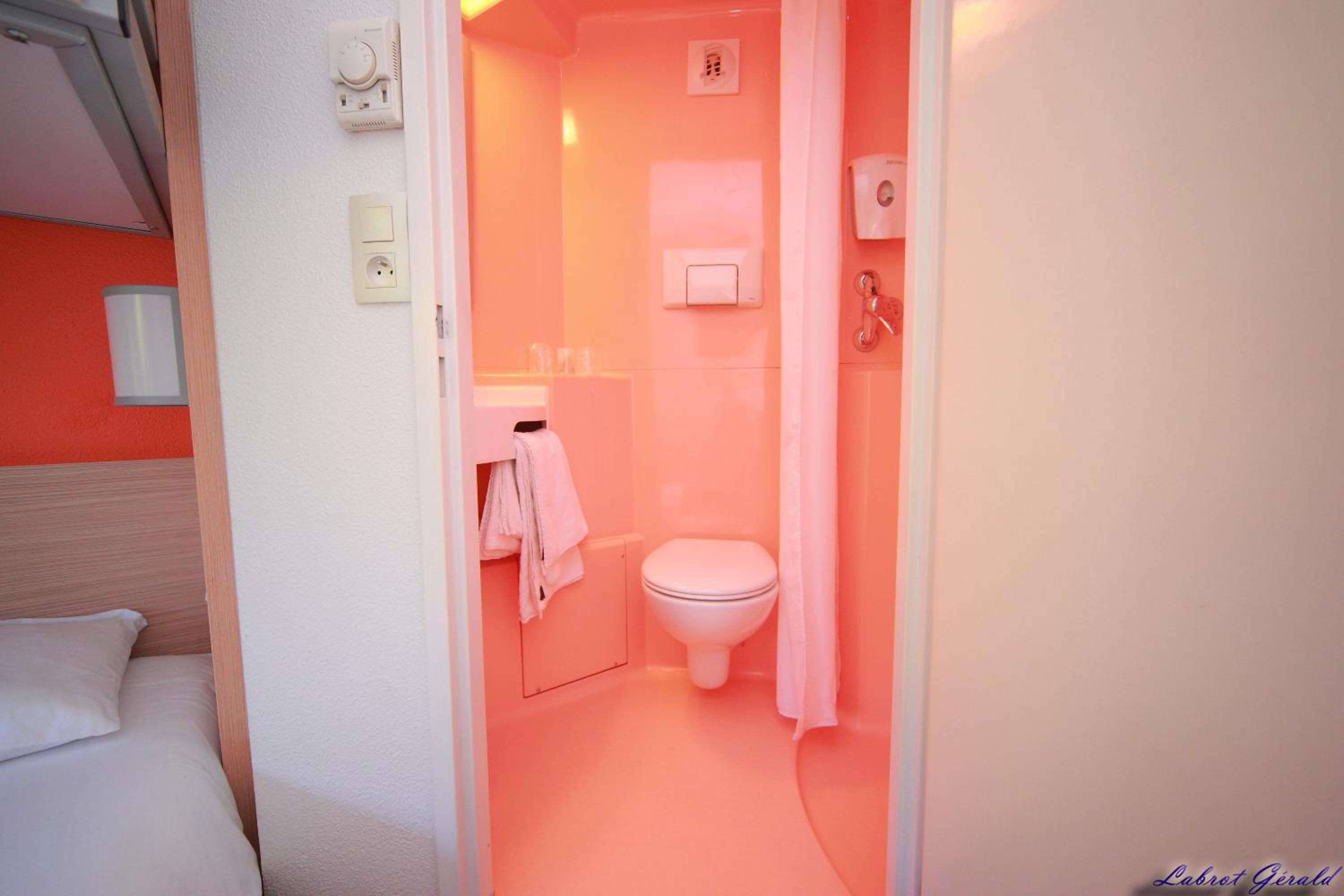 Double Room - Photo 3