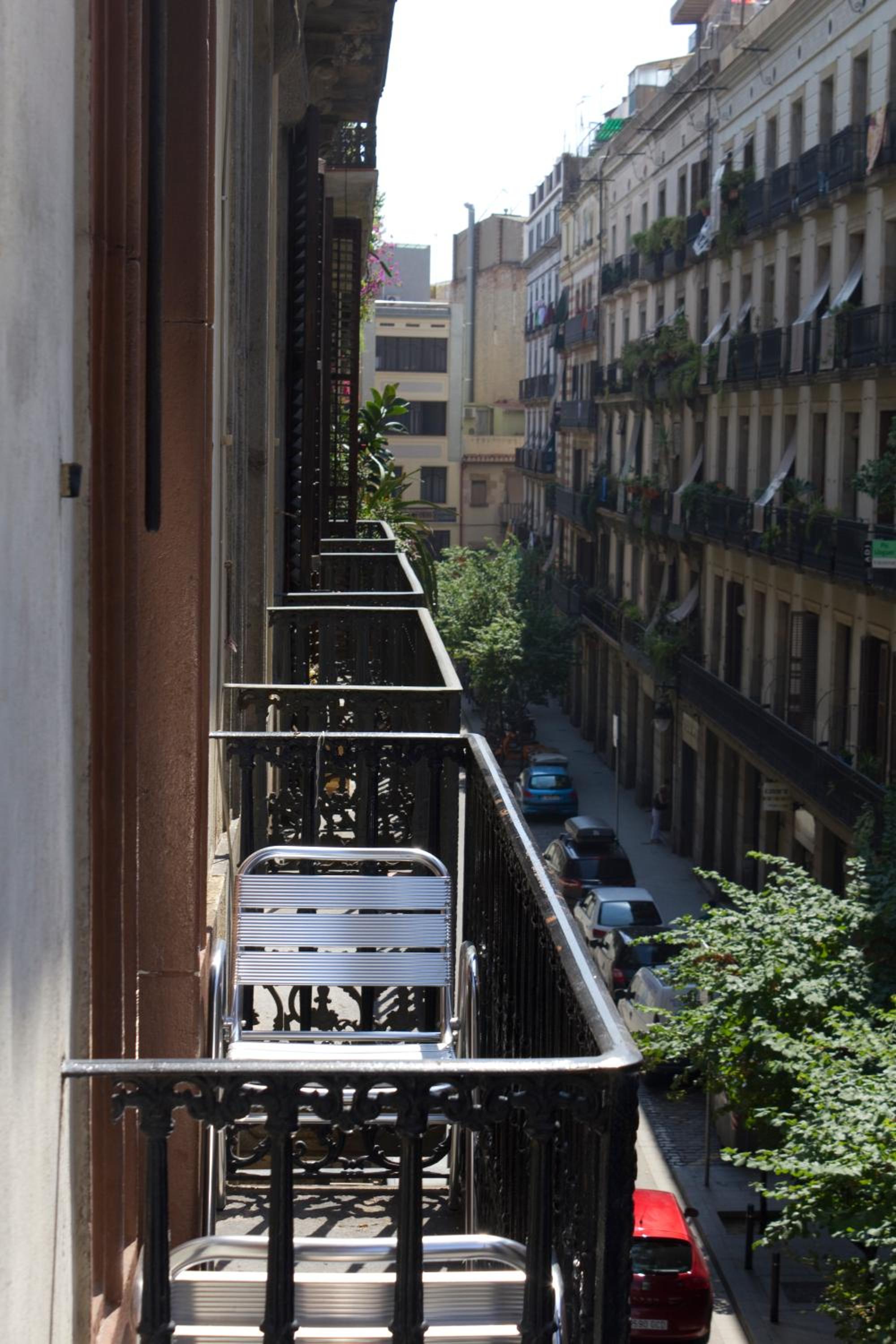 Twin Room with Balcony photo 2