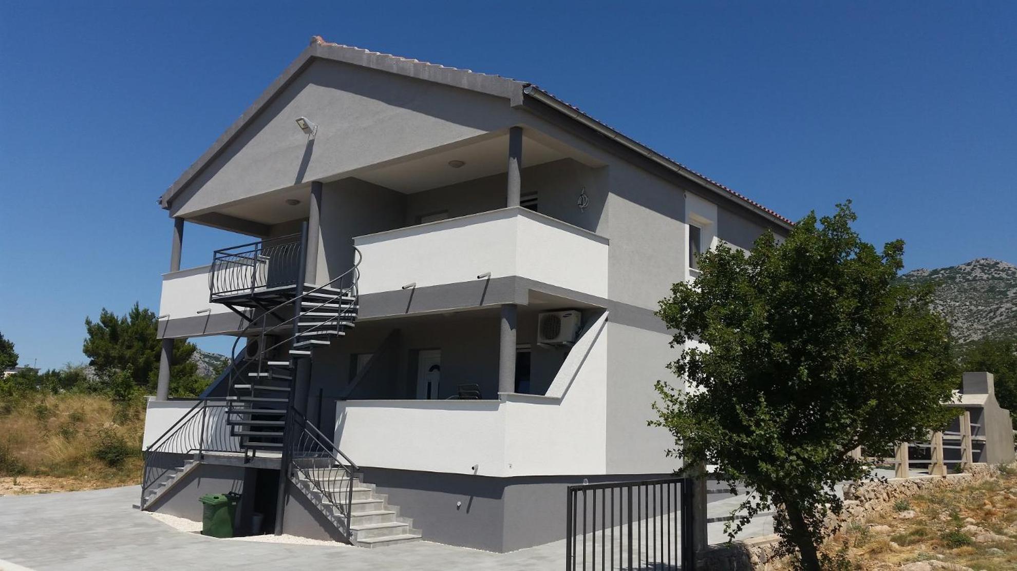 Villa with Private Pool photo 3