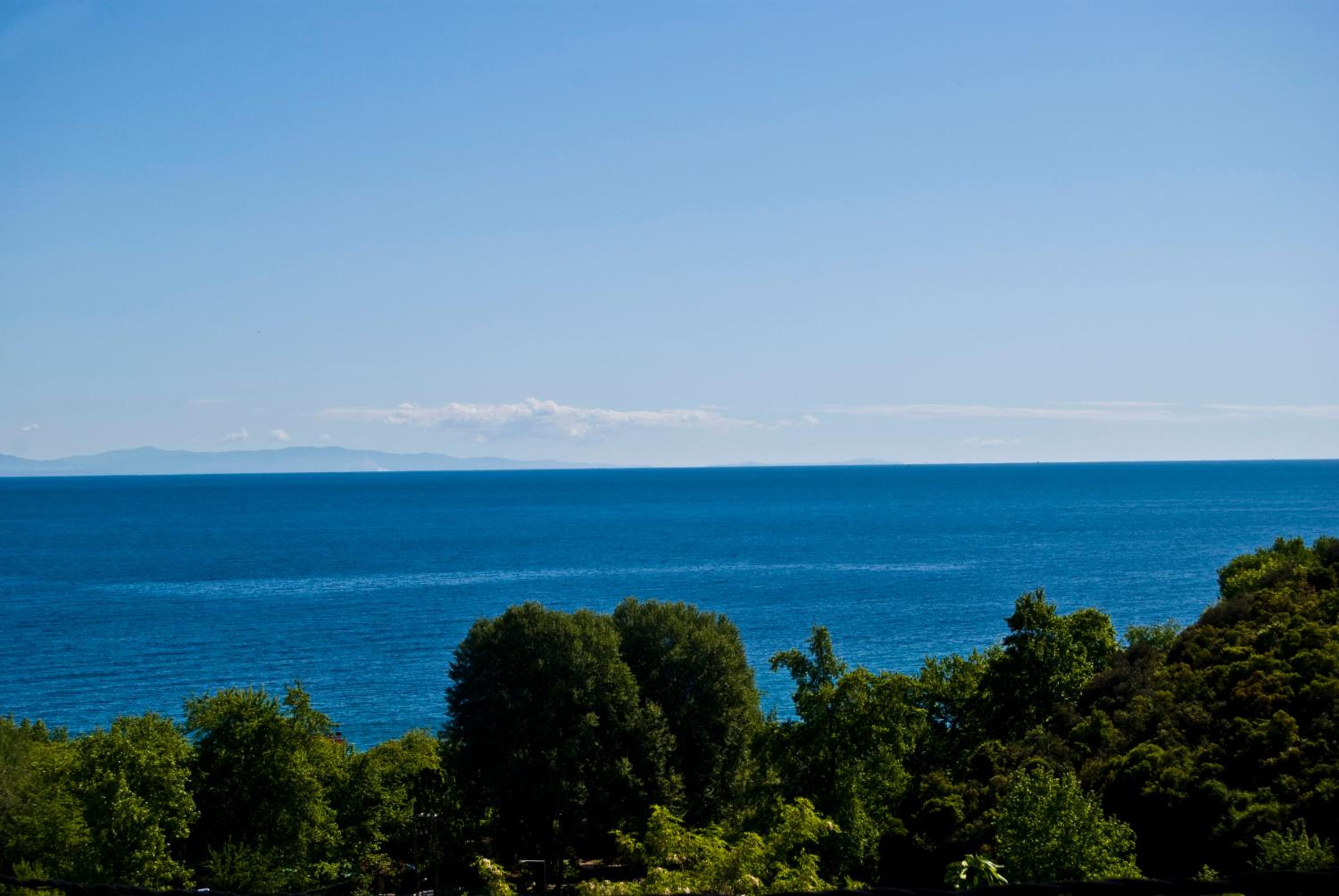Apartment with Sea View - Photo 12