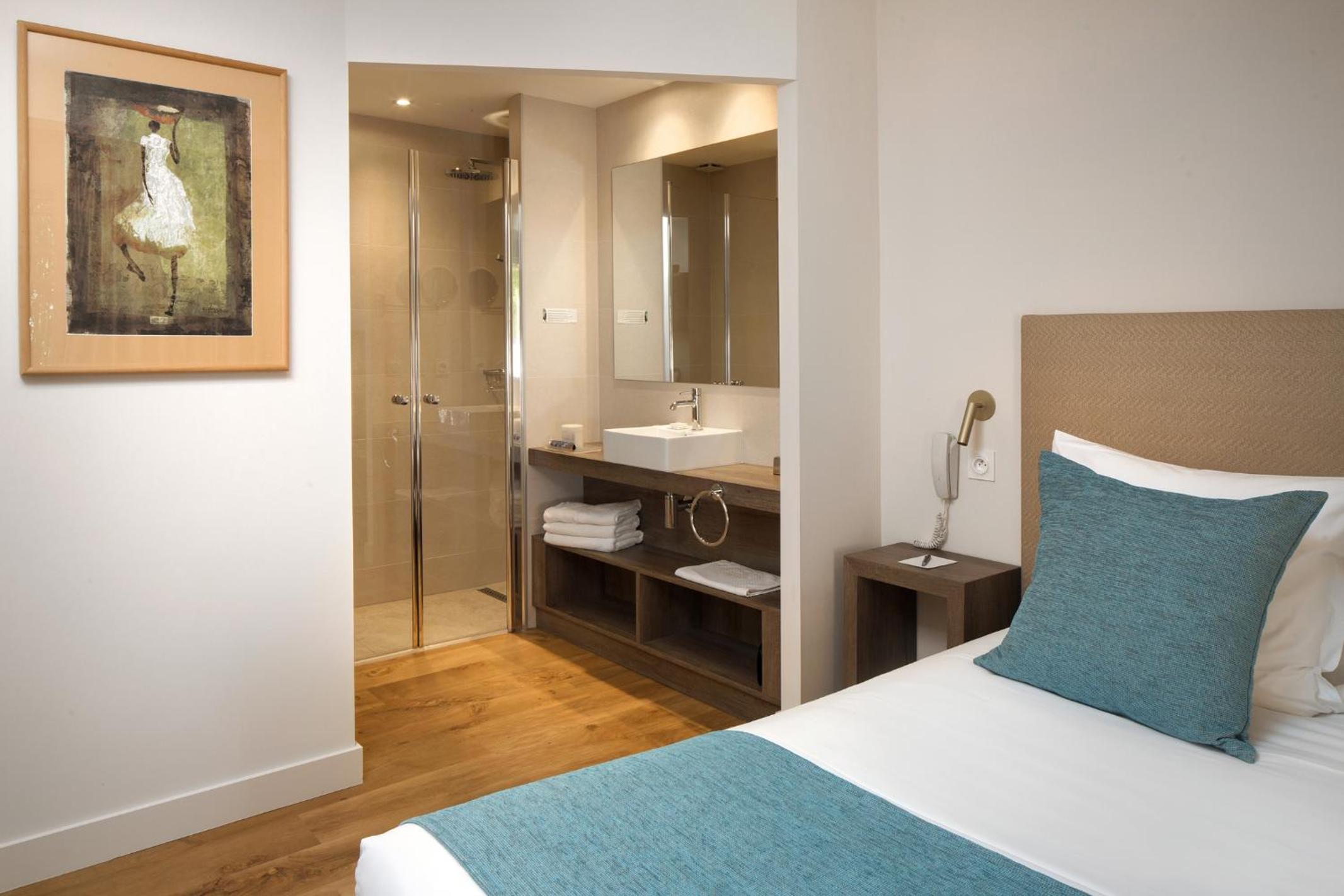 Double Room with Terrace - Photo 2