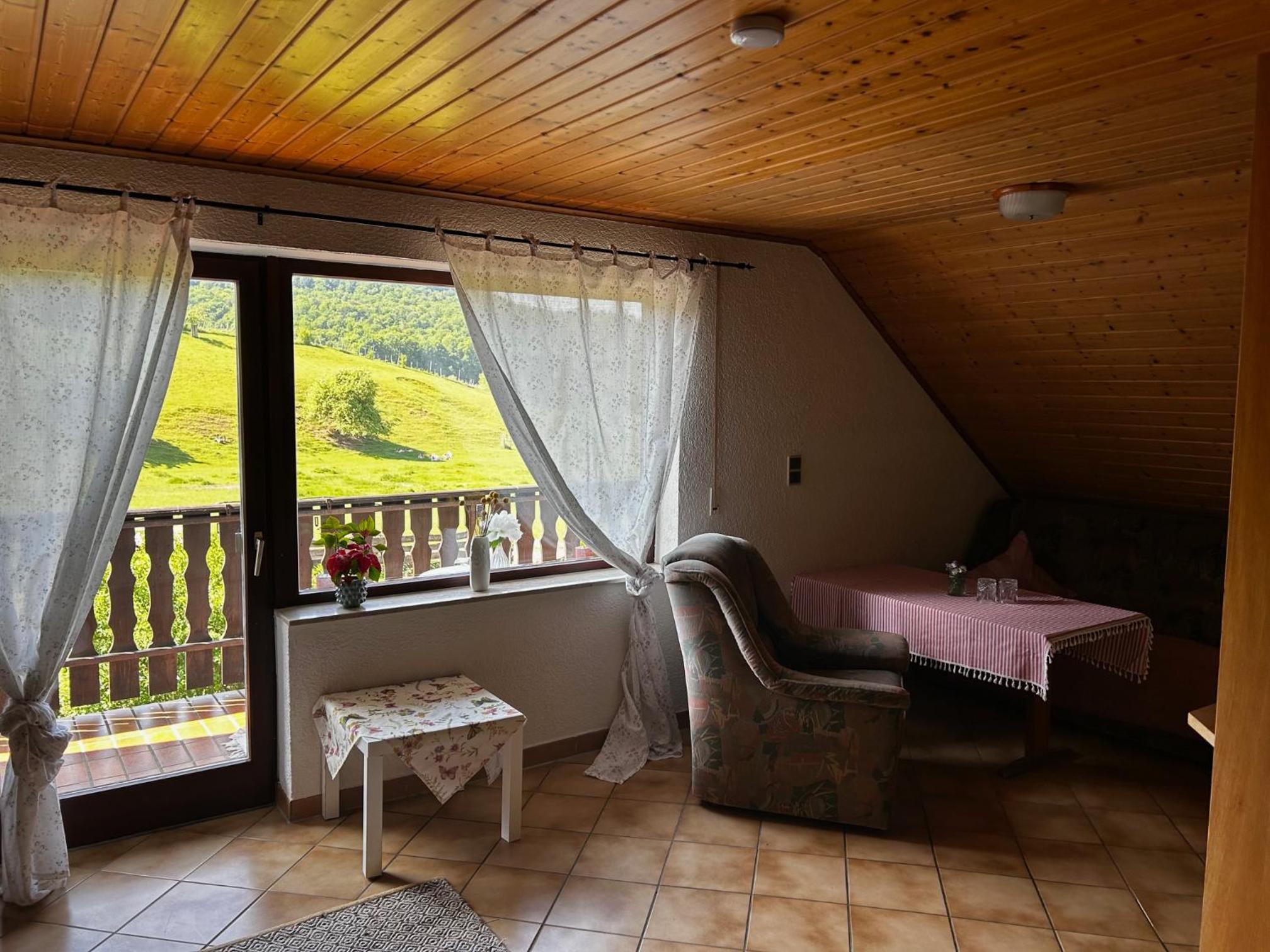 Double Room with Balcony photo 3