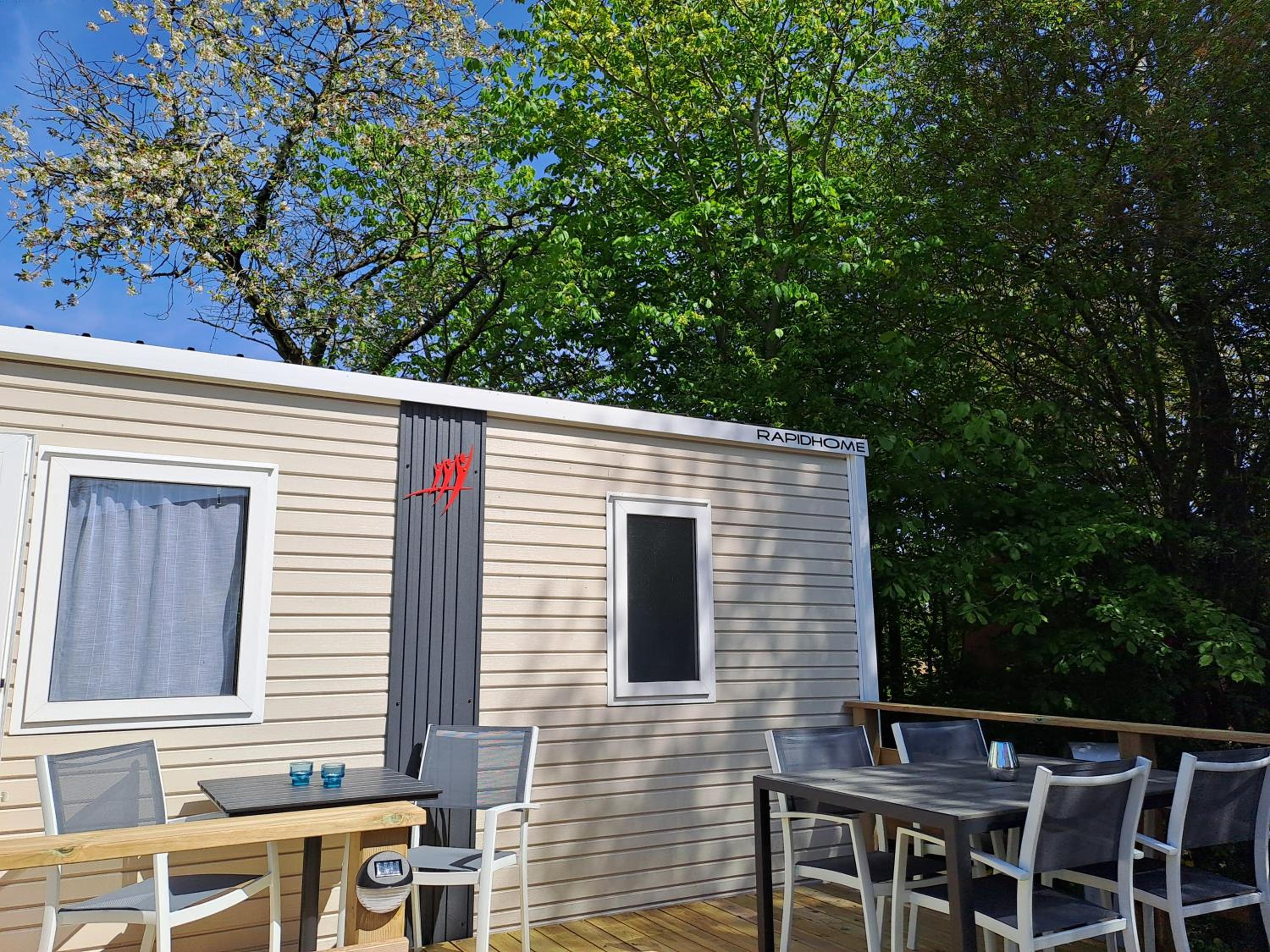 Mobile Home photo 3