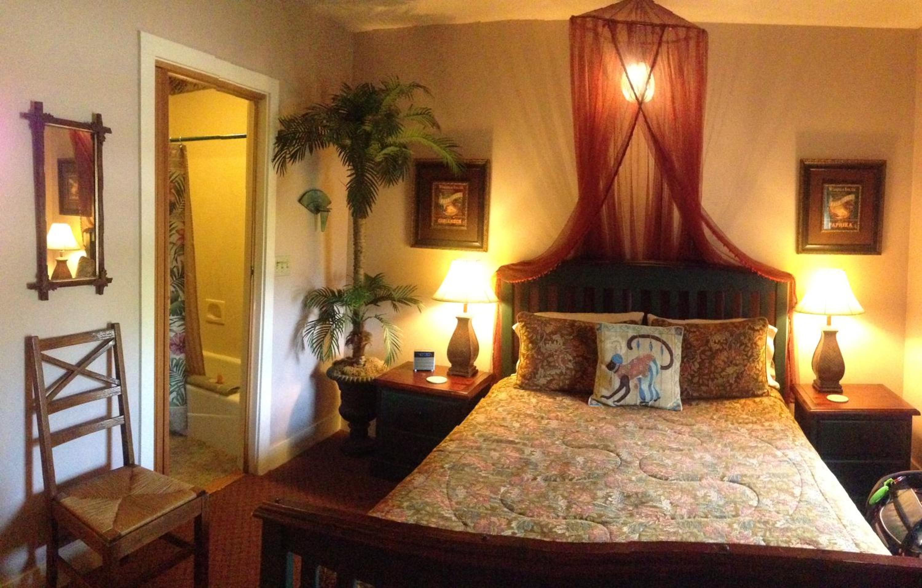 Deluxe Queen Room