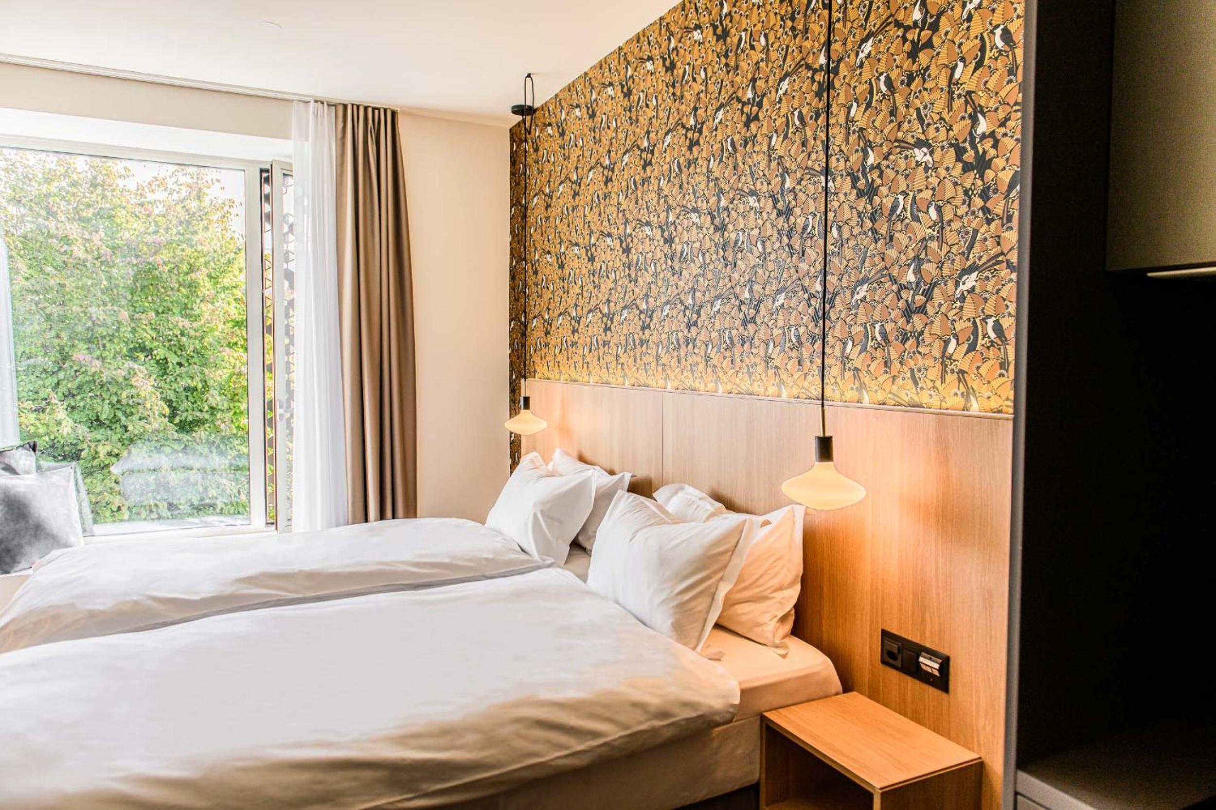 Standard Twin Room - Photo 2