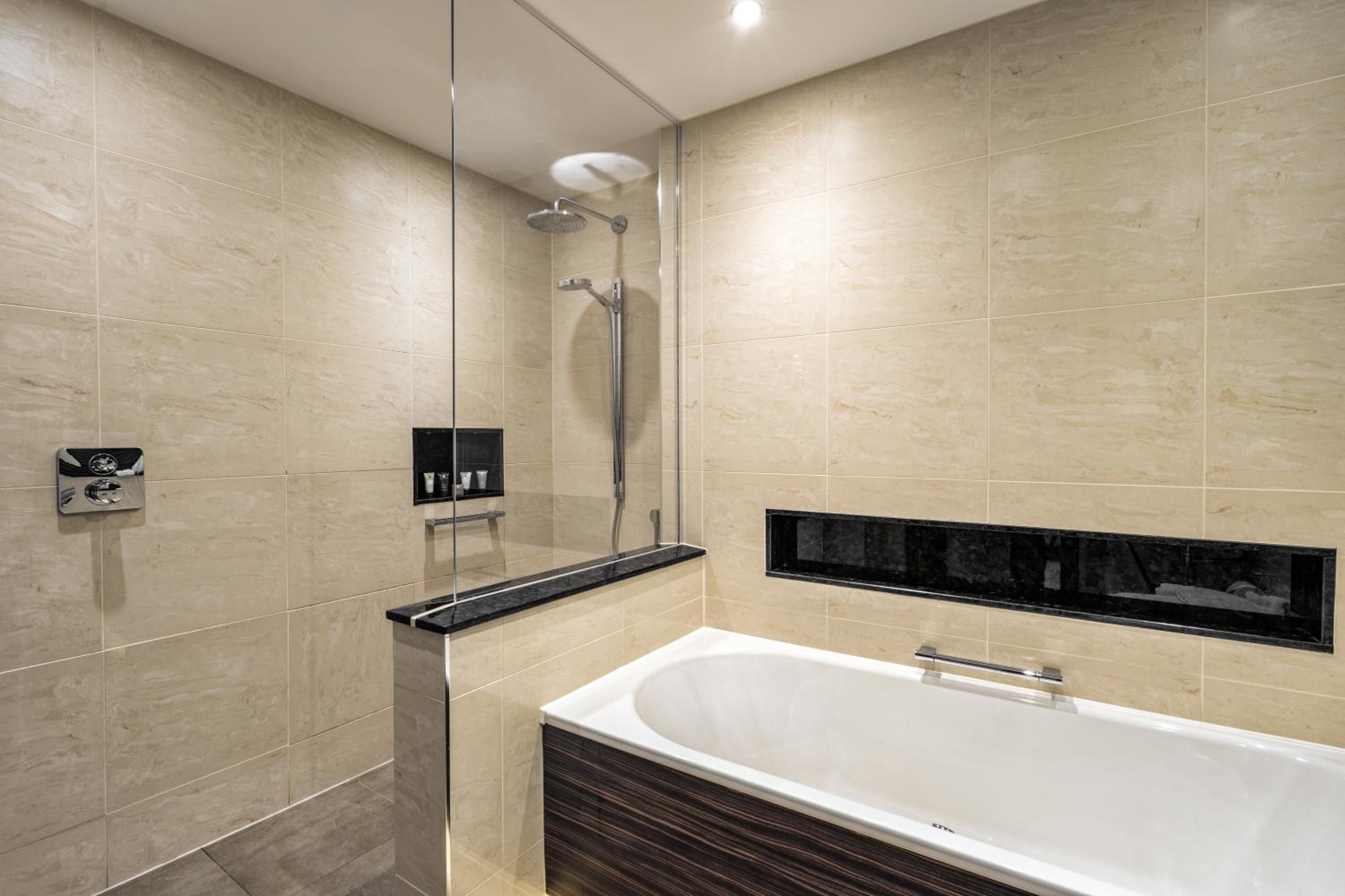 Double or Twin Room - Disability Access photo 3