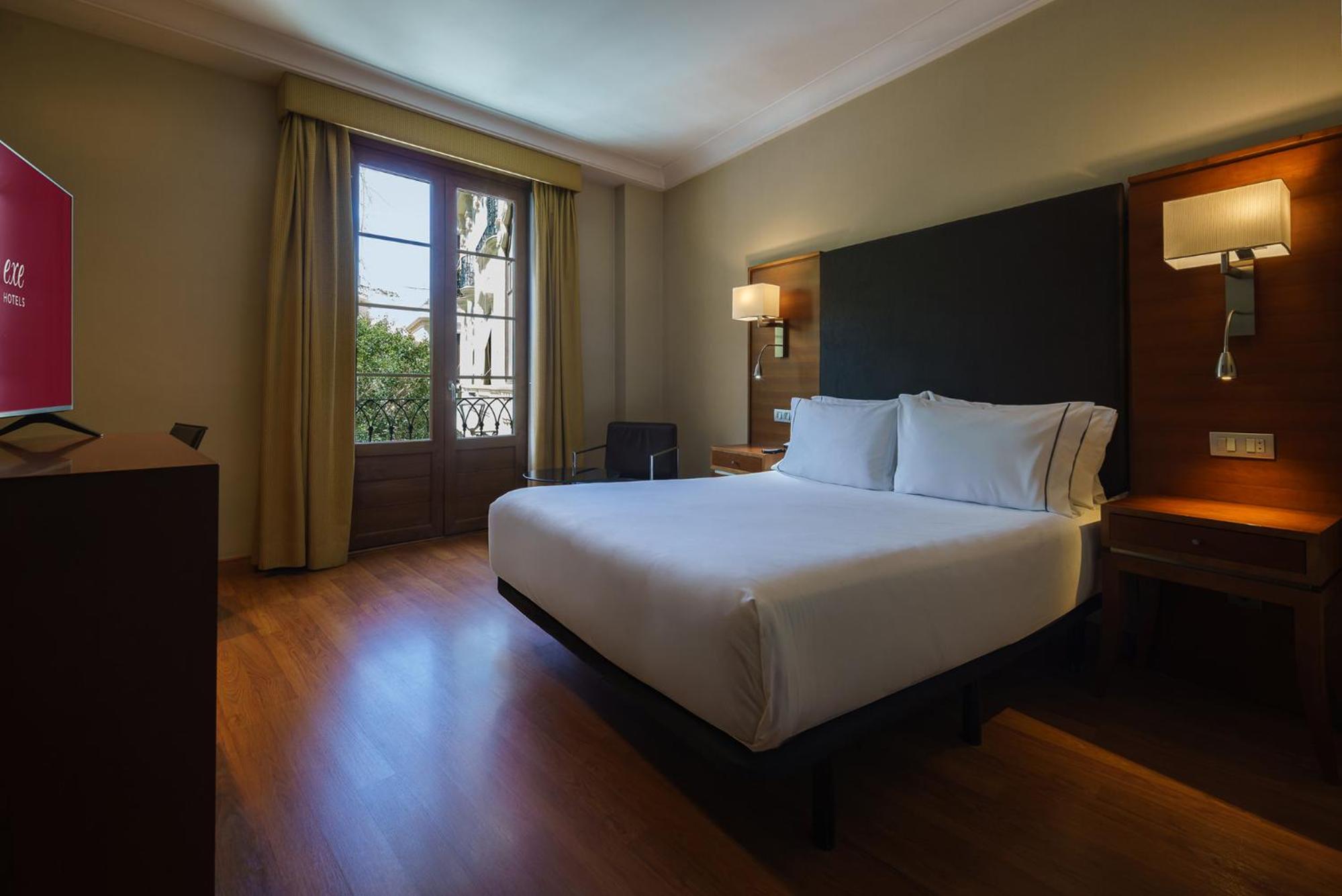 Double or Twin Room - Photo 1