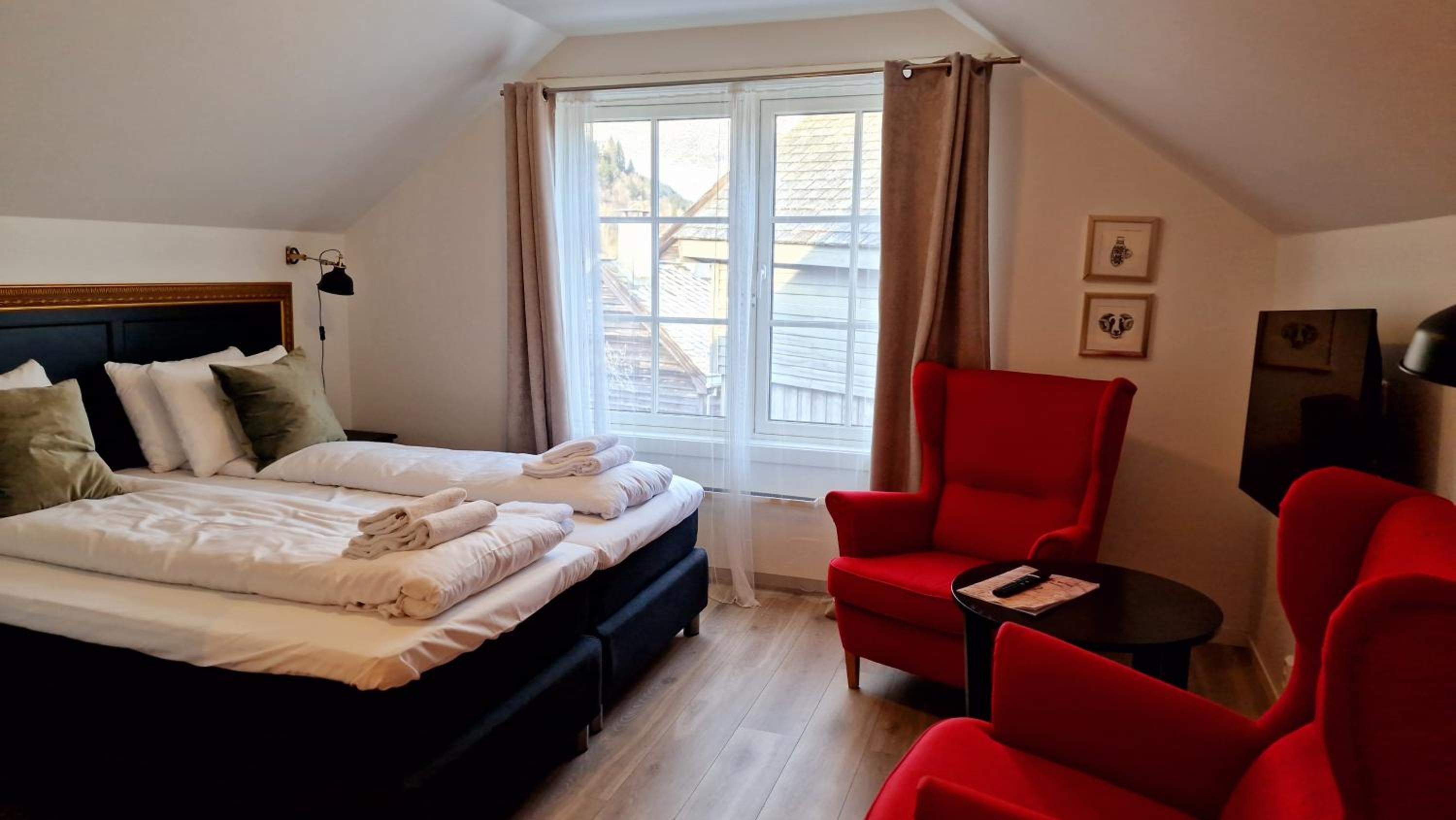Superior Triple Room photo 2