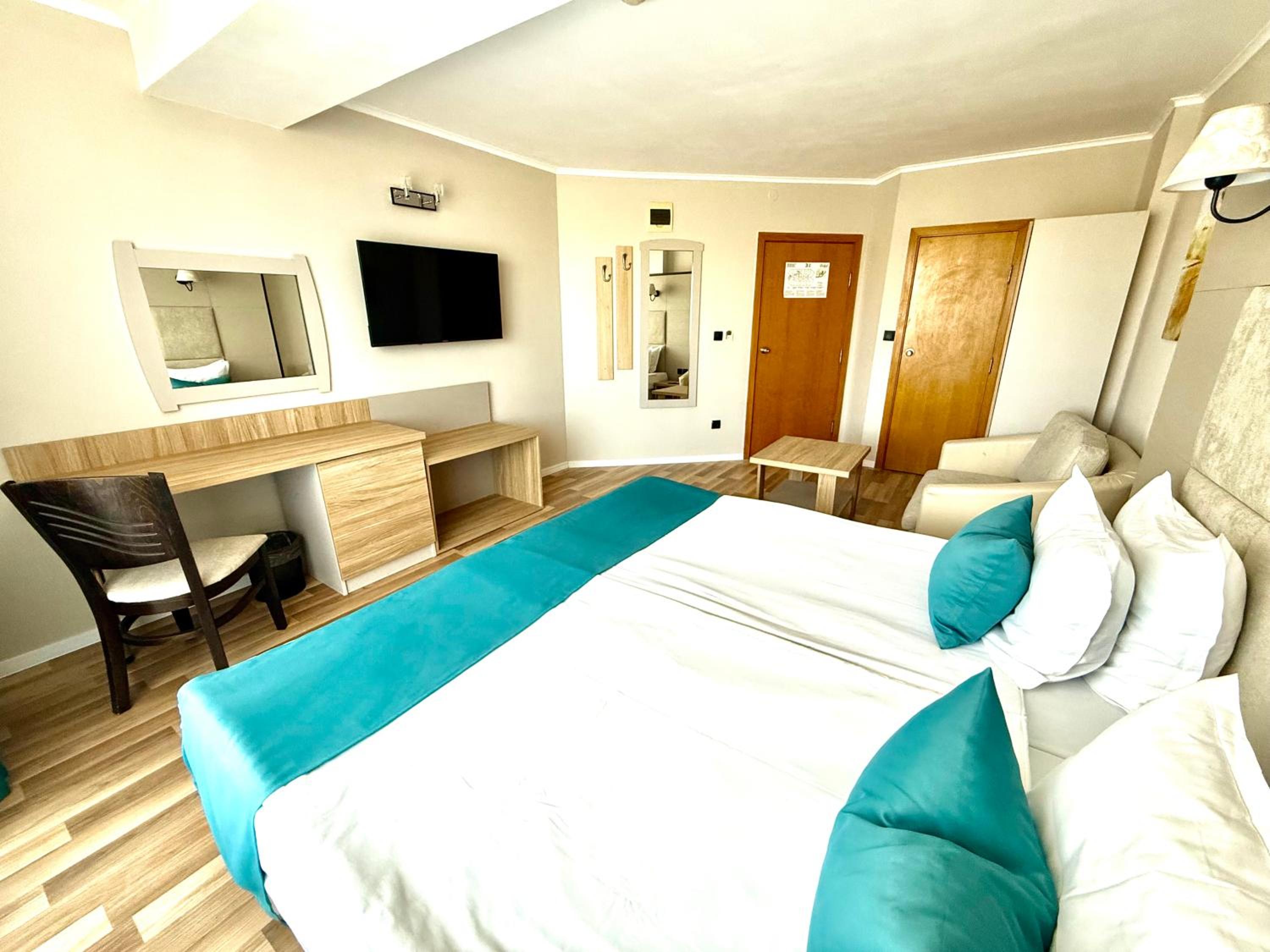 Superior Double Room with Park View