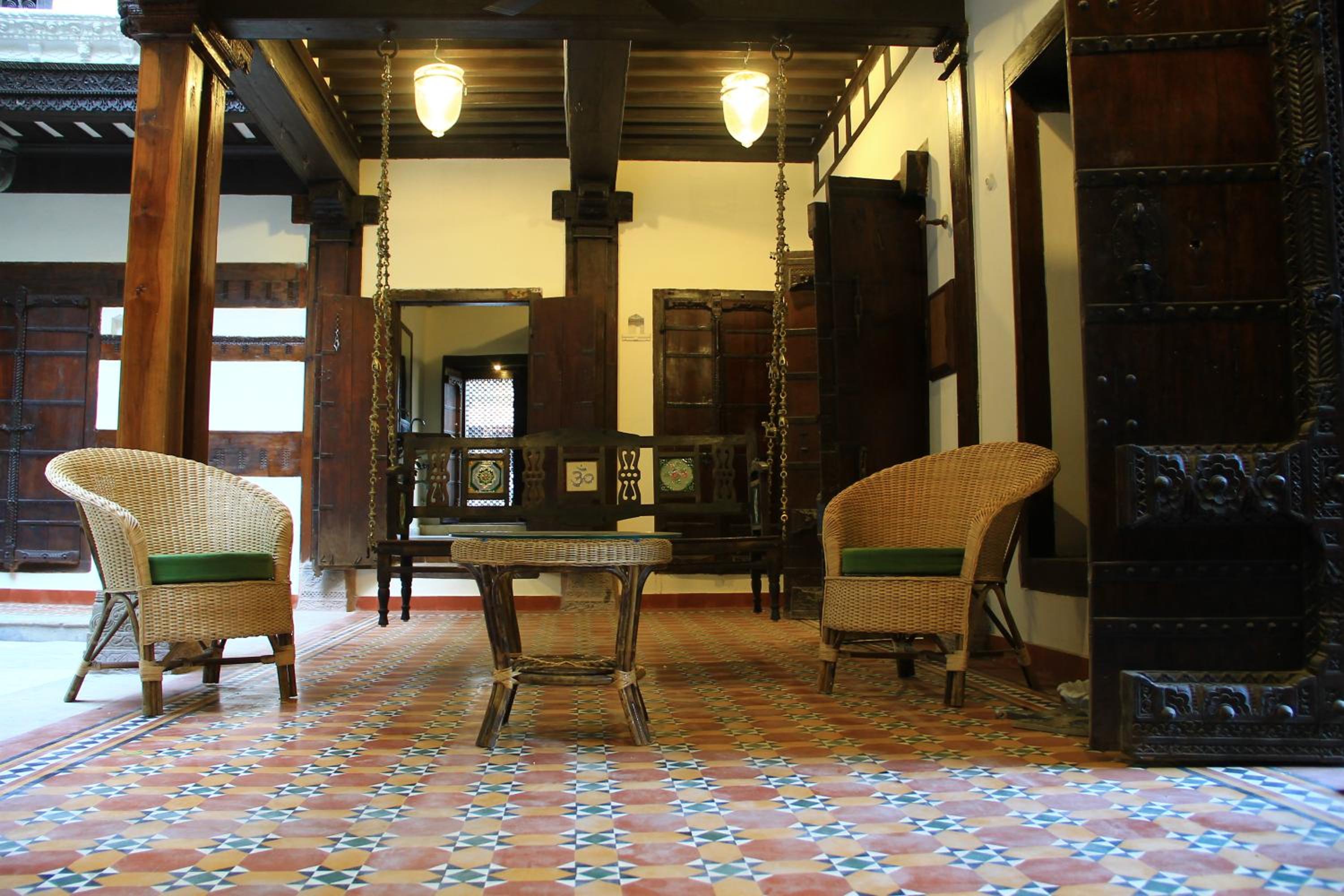 Heritage King Suite