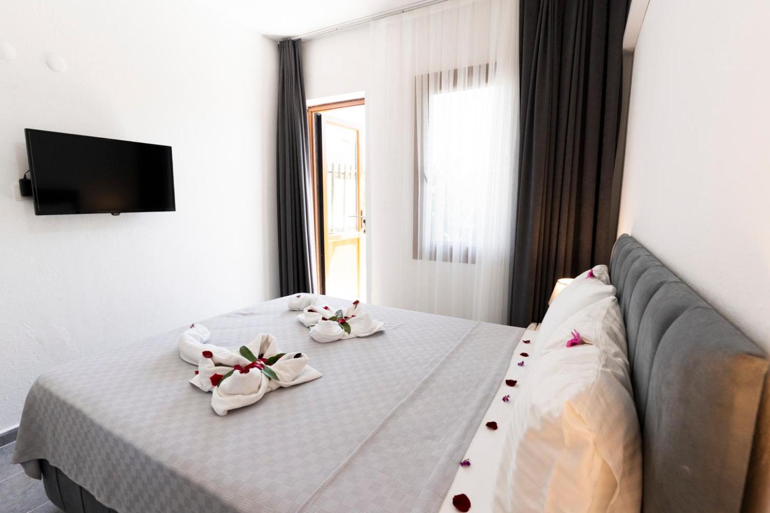 Double Room with Garden View photo 3