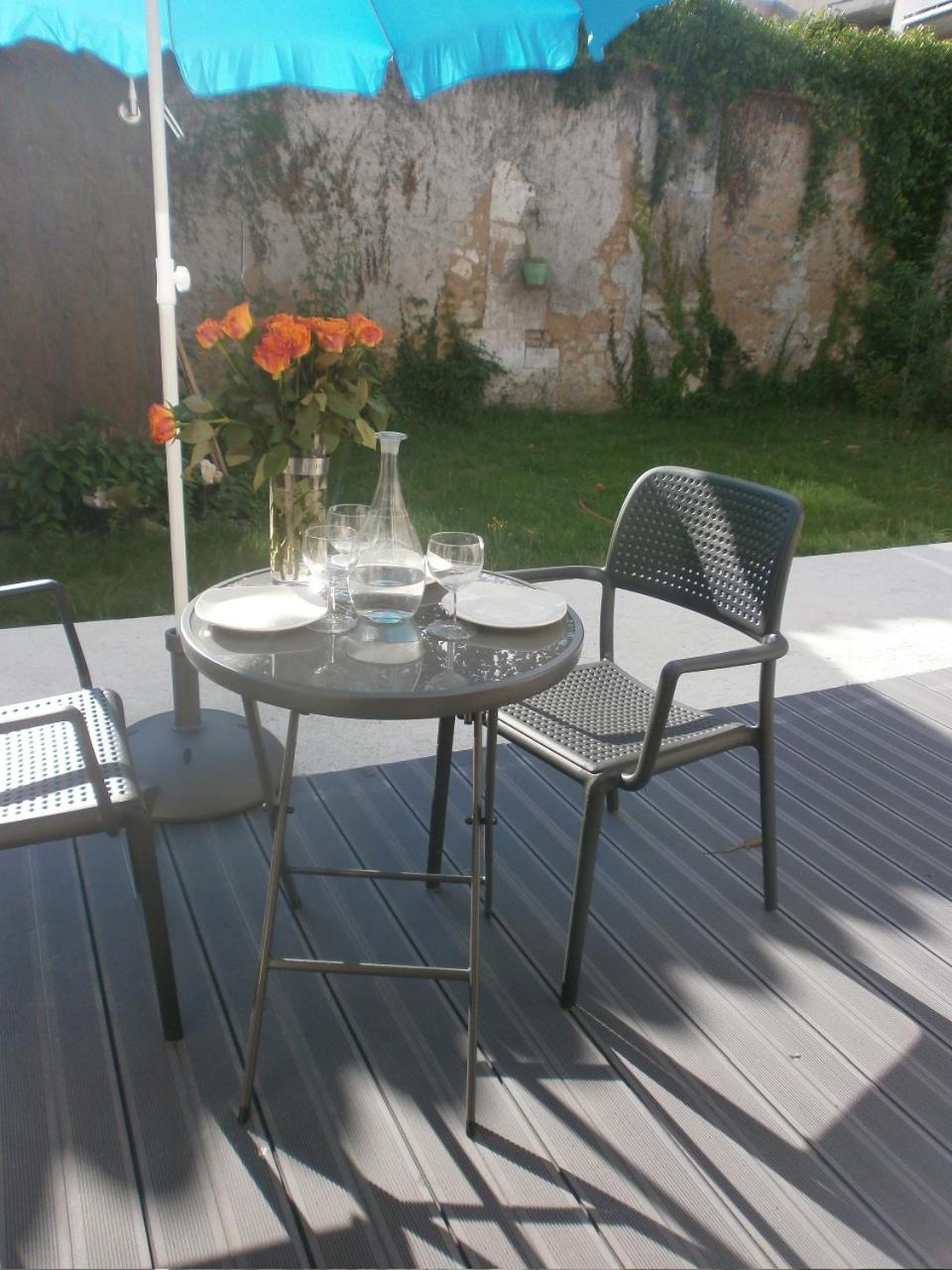 Apartment with Terrace photo 2