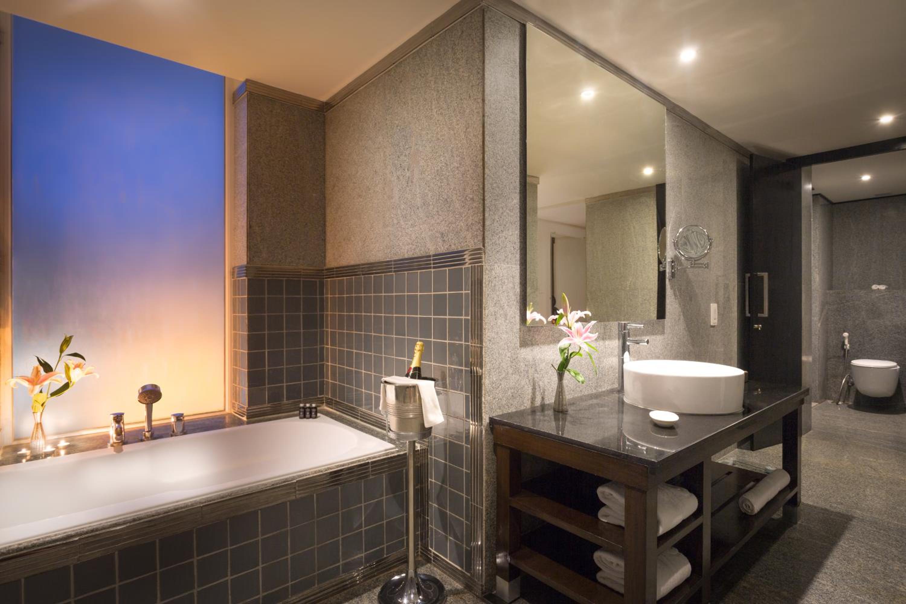 Rock Suite (15% Discount on F&B & Spa - Happy Hours 1+1 (7pm to 9 pm) photo 3