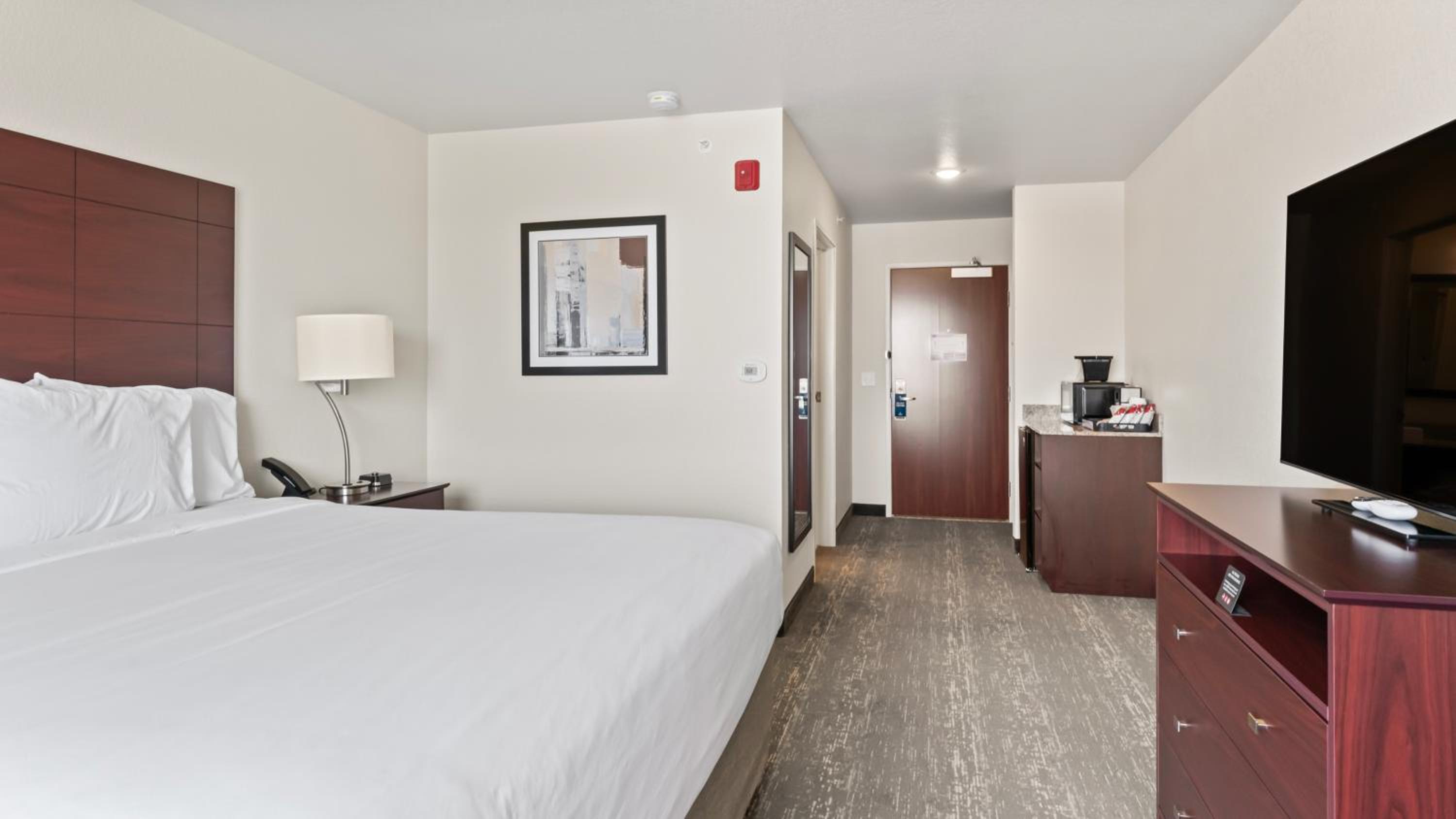 Standard King Room photo 3