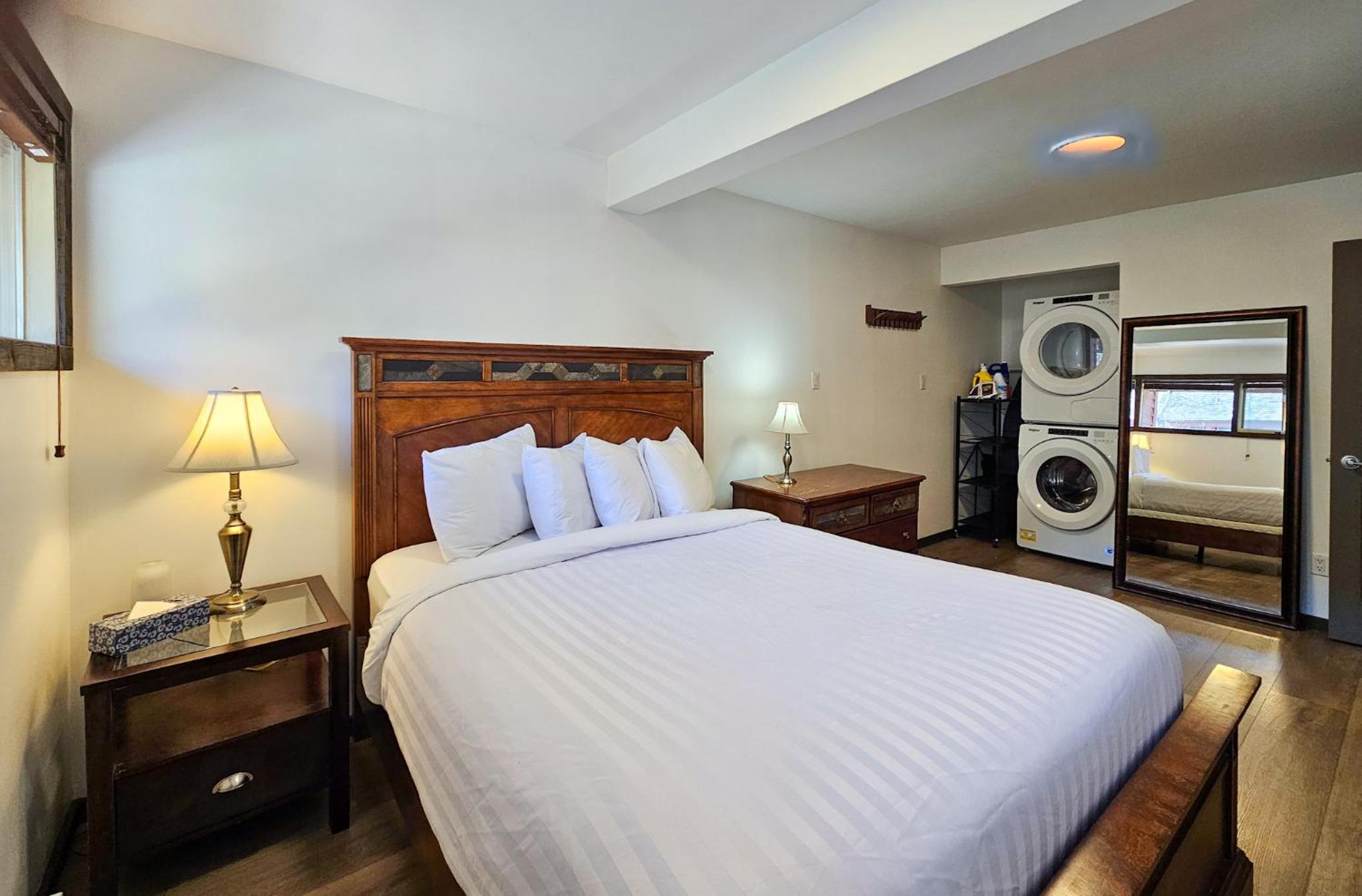 Two-Bedroom Apartment with Balcony photo 1