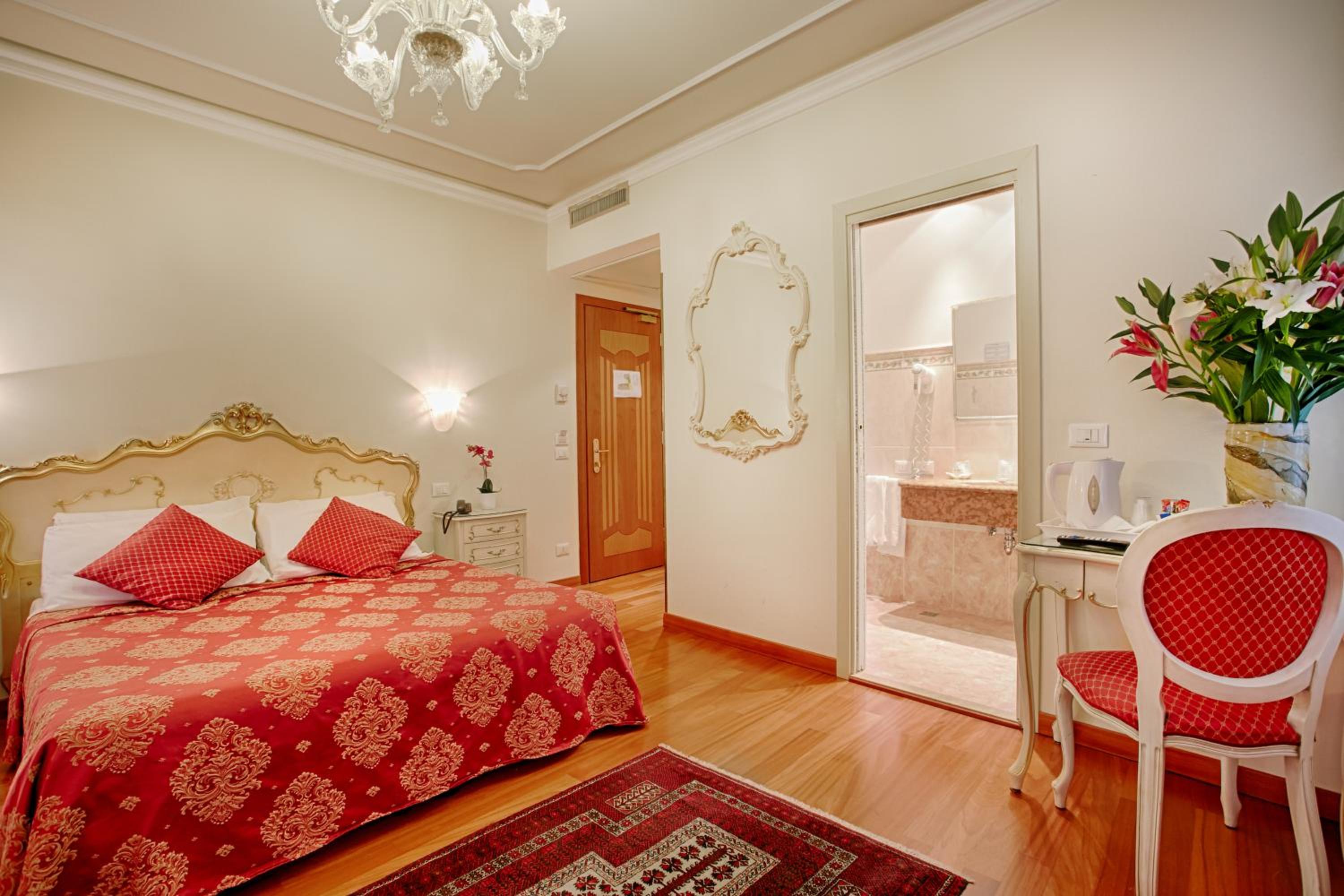 Superior Double Room photo 2