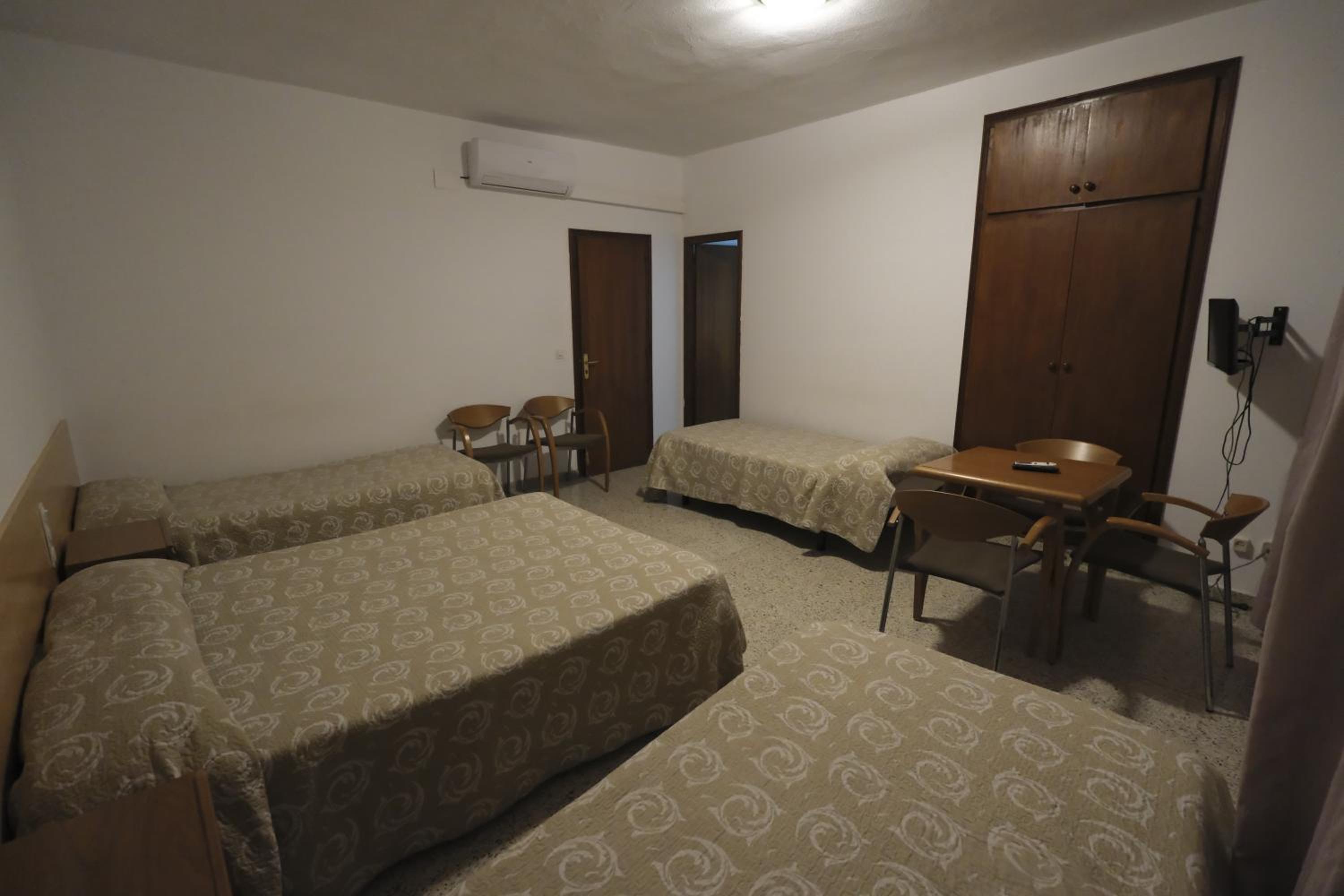 Standard Family Room - Photo 1