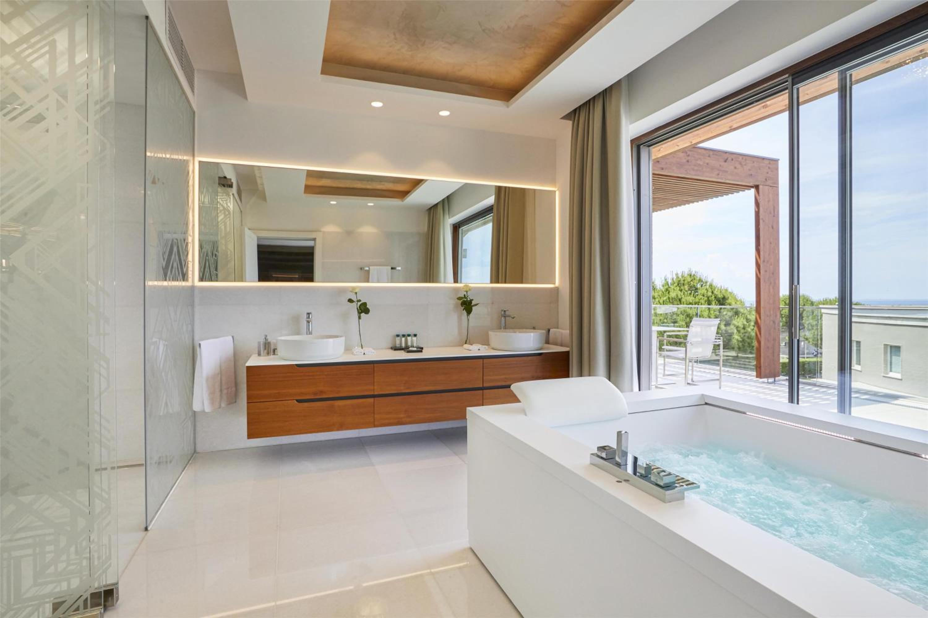Grand Deluxe Villa A&B