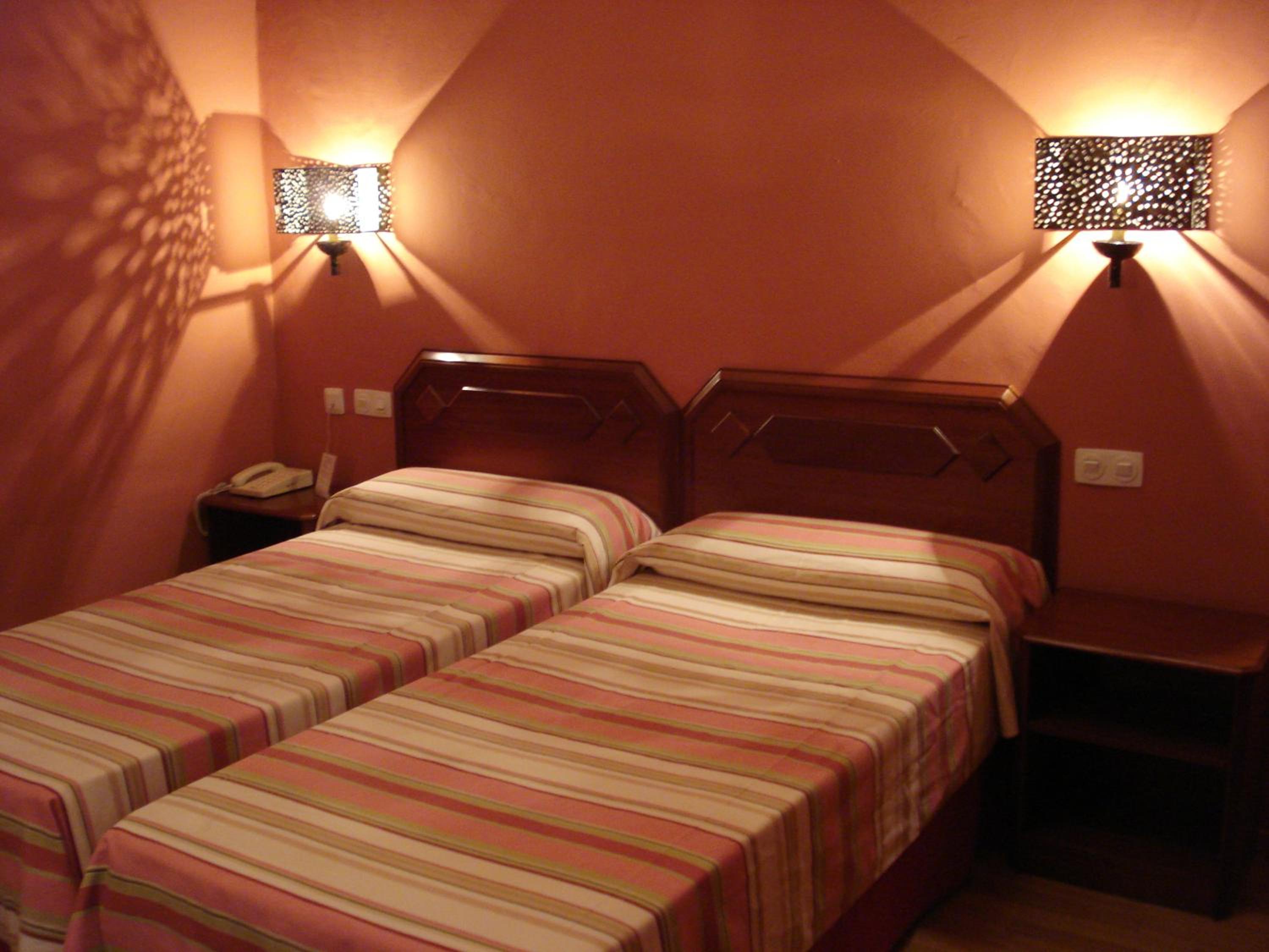 Double or Twin Room - Photo 2