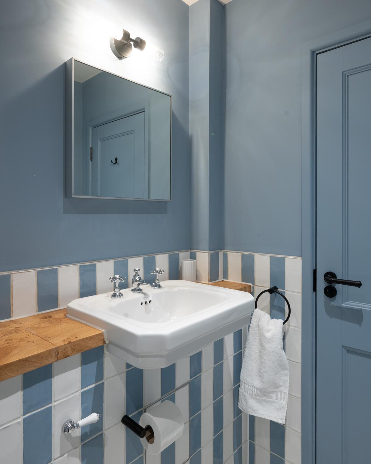 Superior King Room Ensuite photo 1