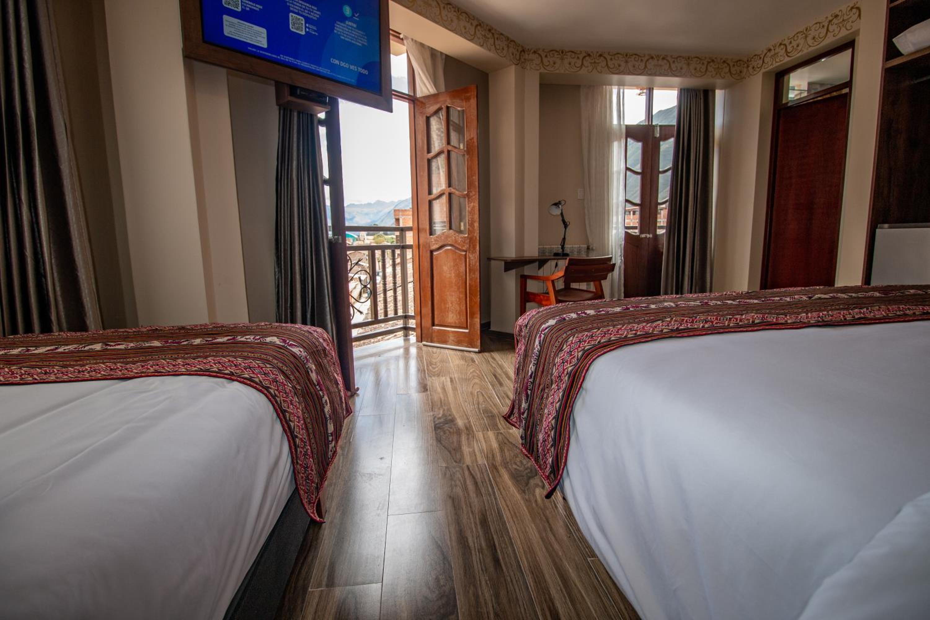 Triple Room with Private Bathroom