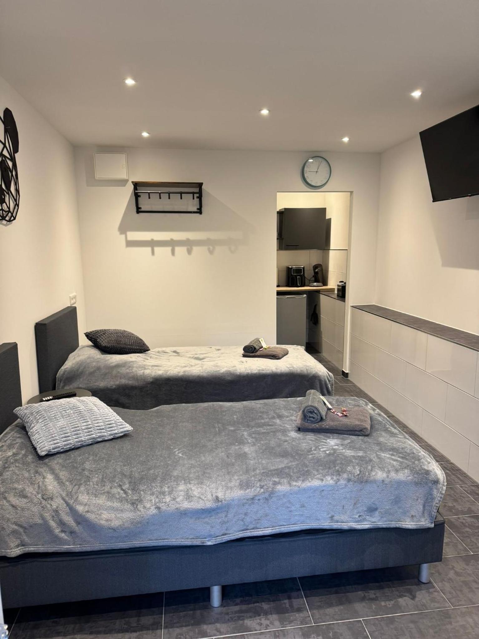 Double or Twin Room - Disability Access photo 3