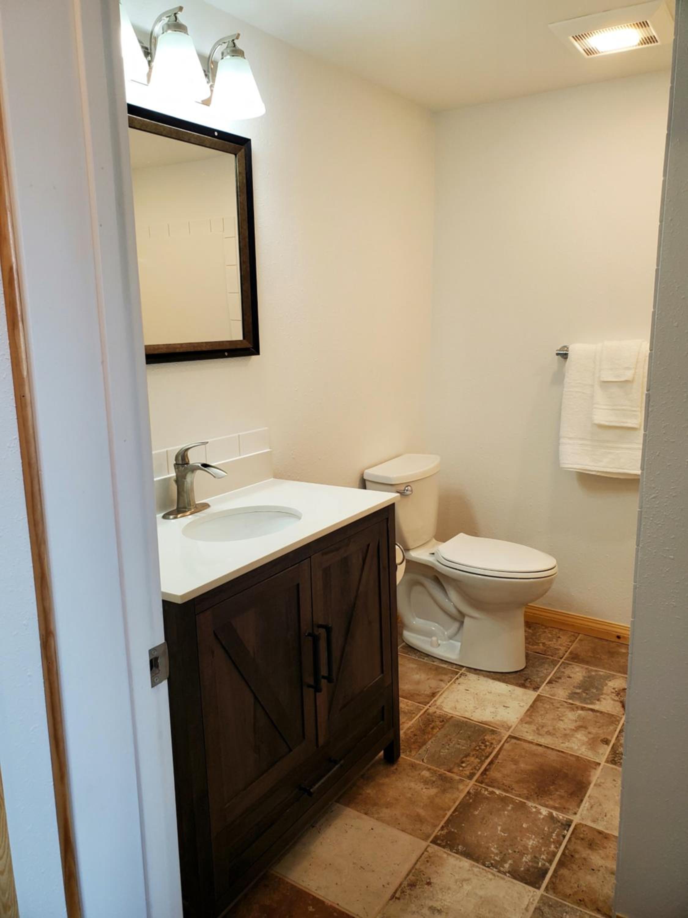 Double Room with Mountain View - Photo 10