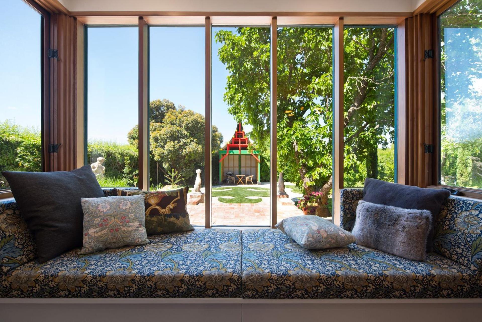 Two-Bedroom House photo 3